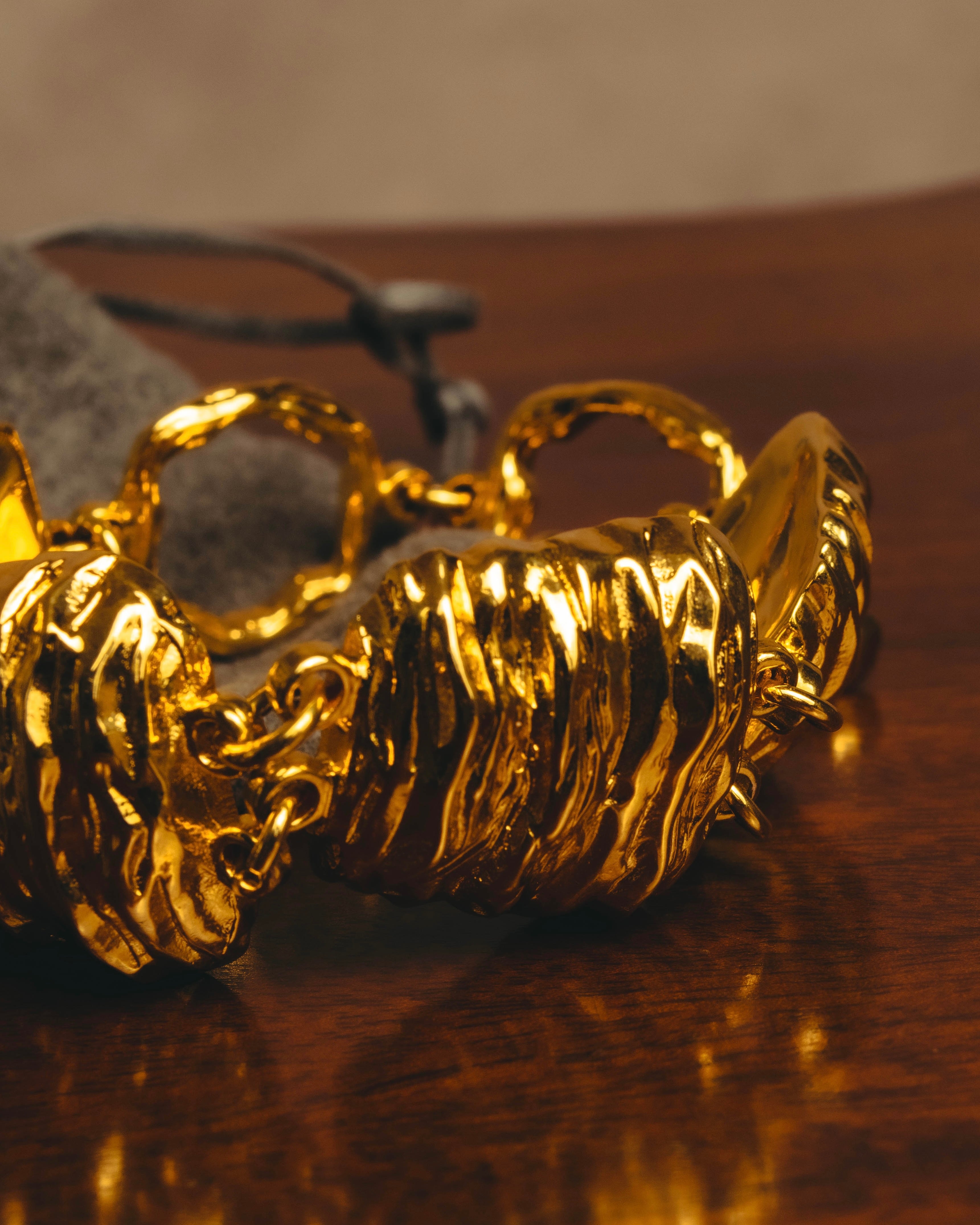 -SPECIAL- “TOM FORD” 2023-24 Moon nugget sculptural toggle bracelet