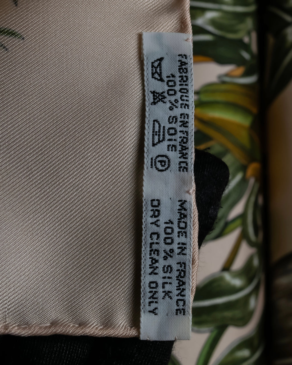 "HERMES" Passion flower print Carre 90 silk scarf
