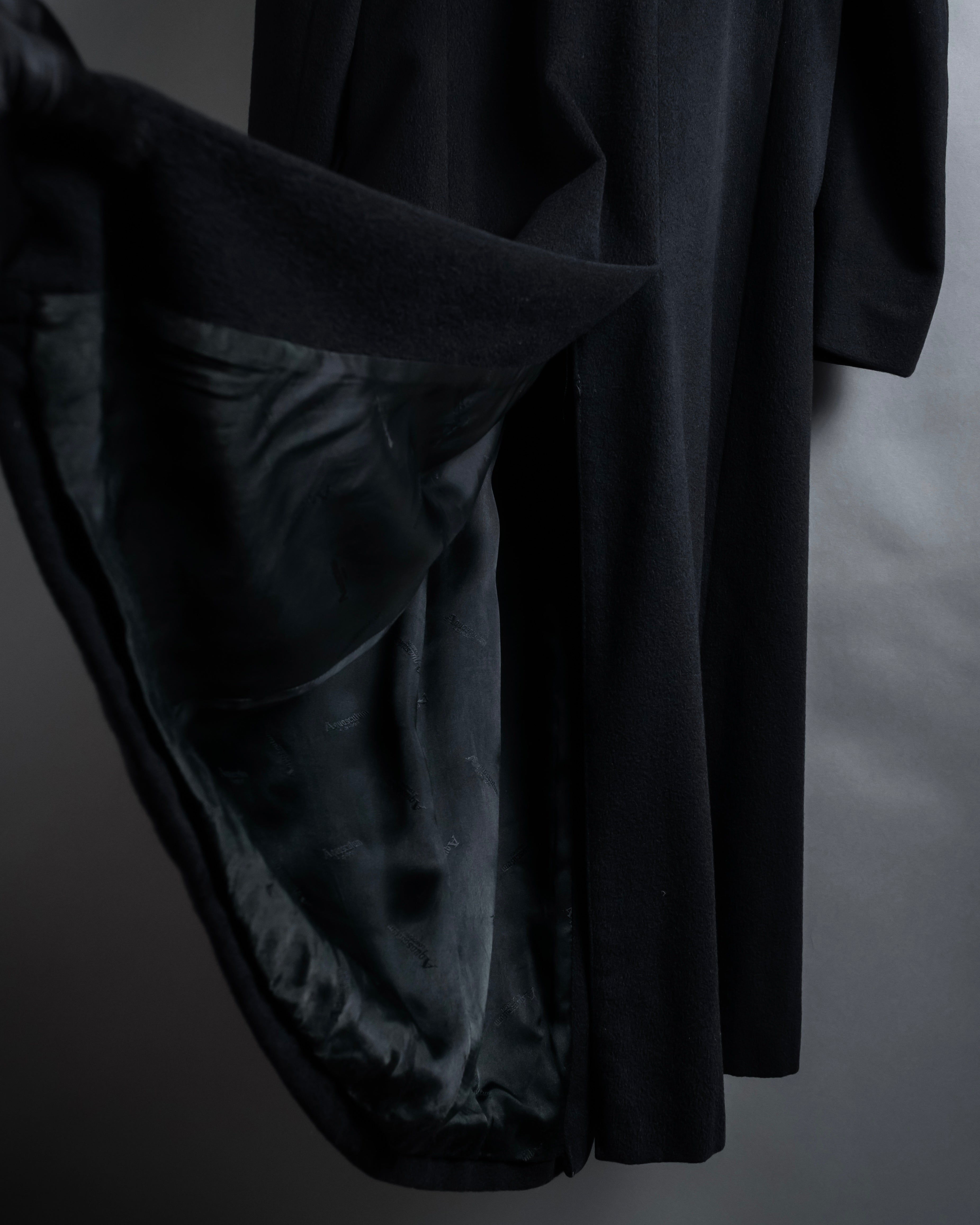 "Aquascutum" Elegantly tailored double-breasted long chester coat