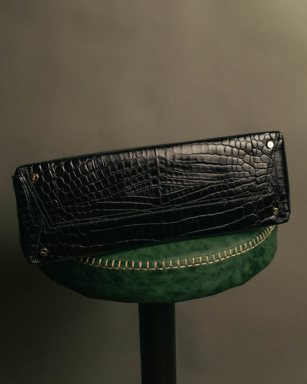 “Salvatore Ferragamo” 90’s-00’s crocodile embossed structured tote bag