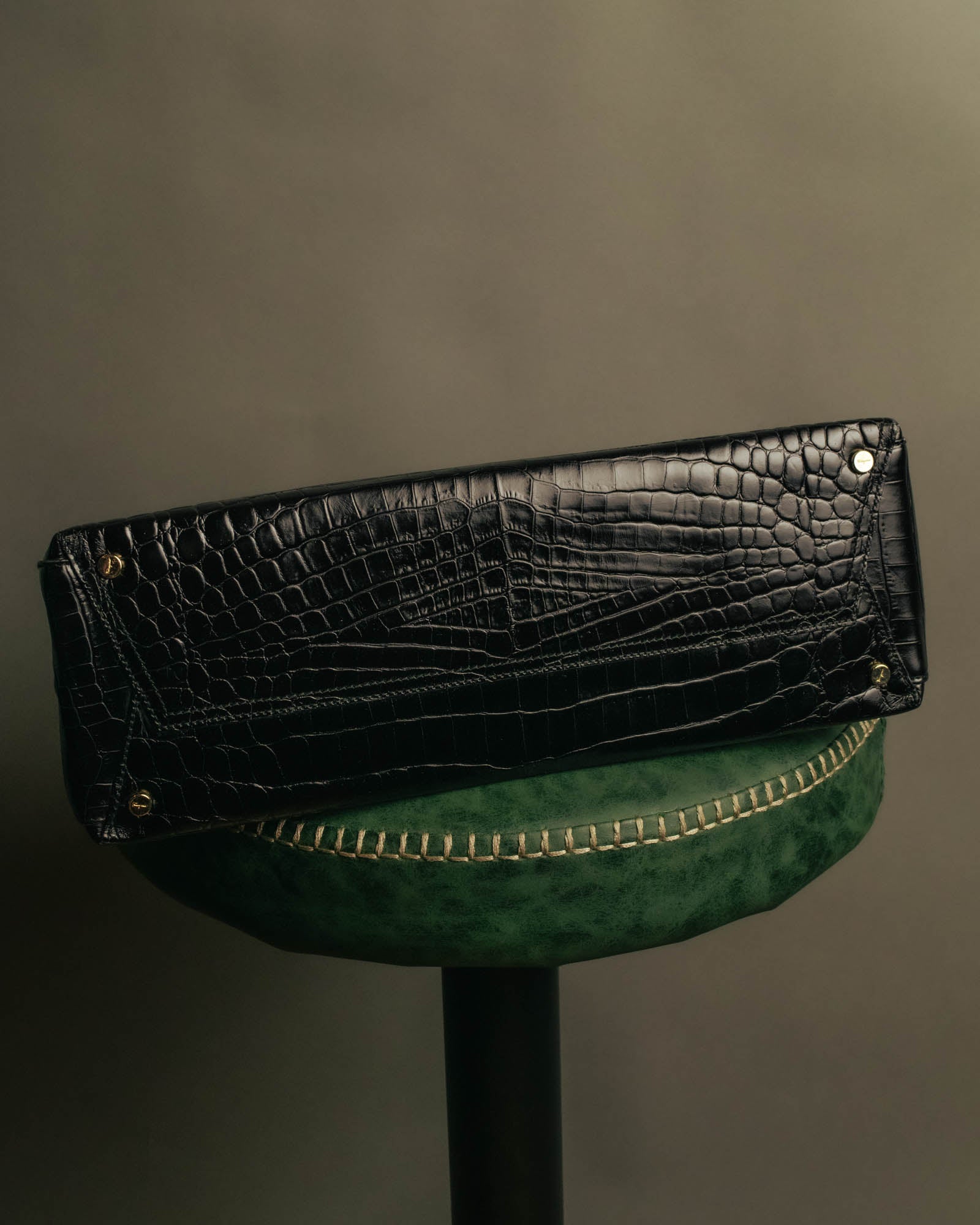 “Salvatore Ferragamo” 90’s-00’s crocodile embossed structured tote bag