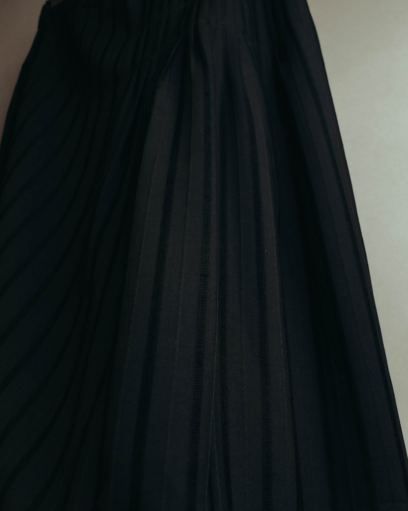 "VERONIQUE BRANQUINHO" 90's-00's Sculptural pleated wool skirt