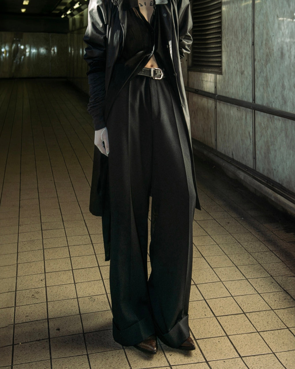 【受注生産】OMNIPRESENT CUFFED BLACK SLACKS