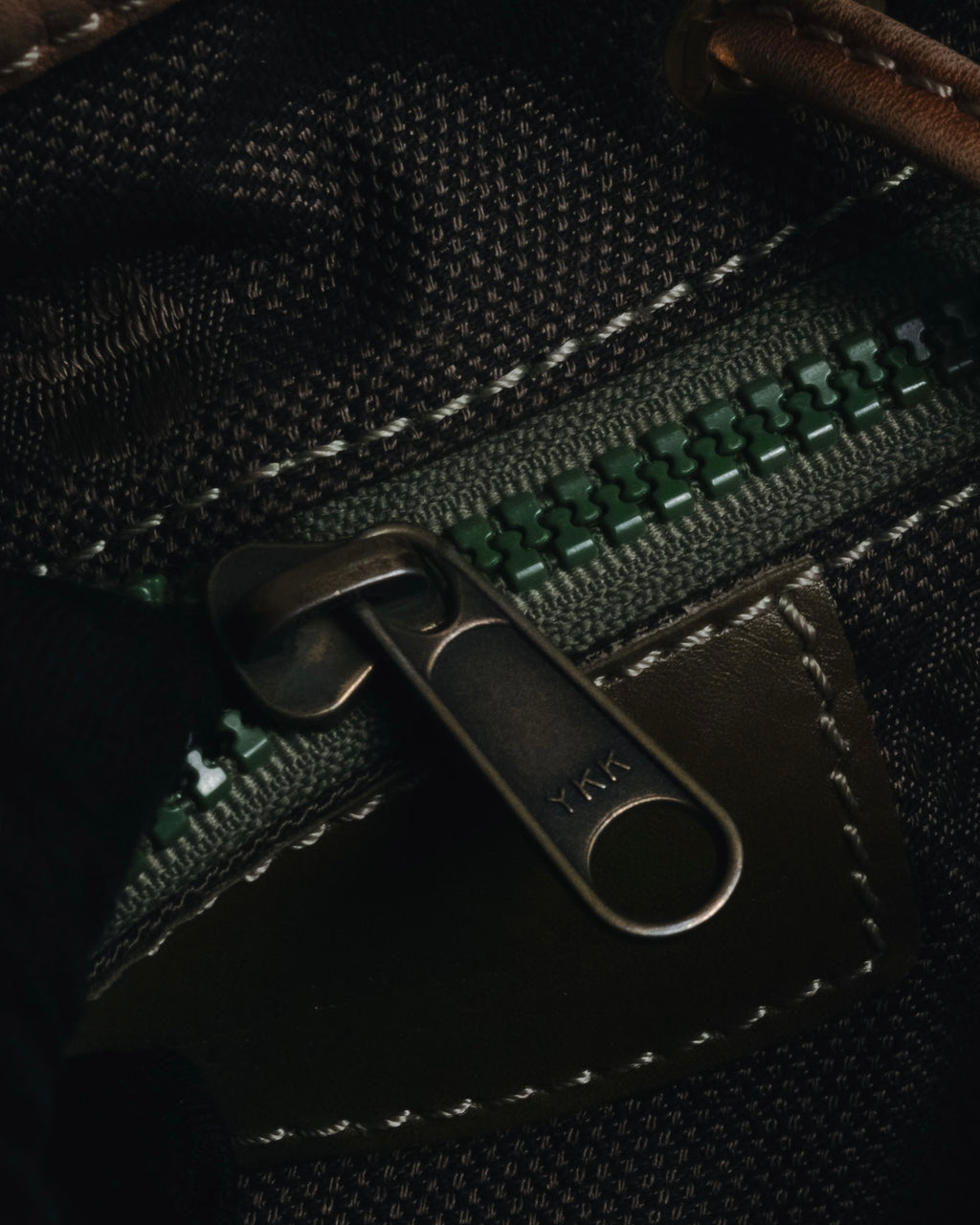 "LOEWE" 90’s drawstring leather bucket bag