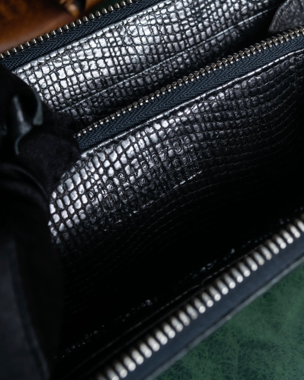 "MAISON MARGIELA" Lizard-embossed leather long wallet