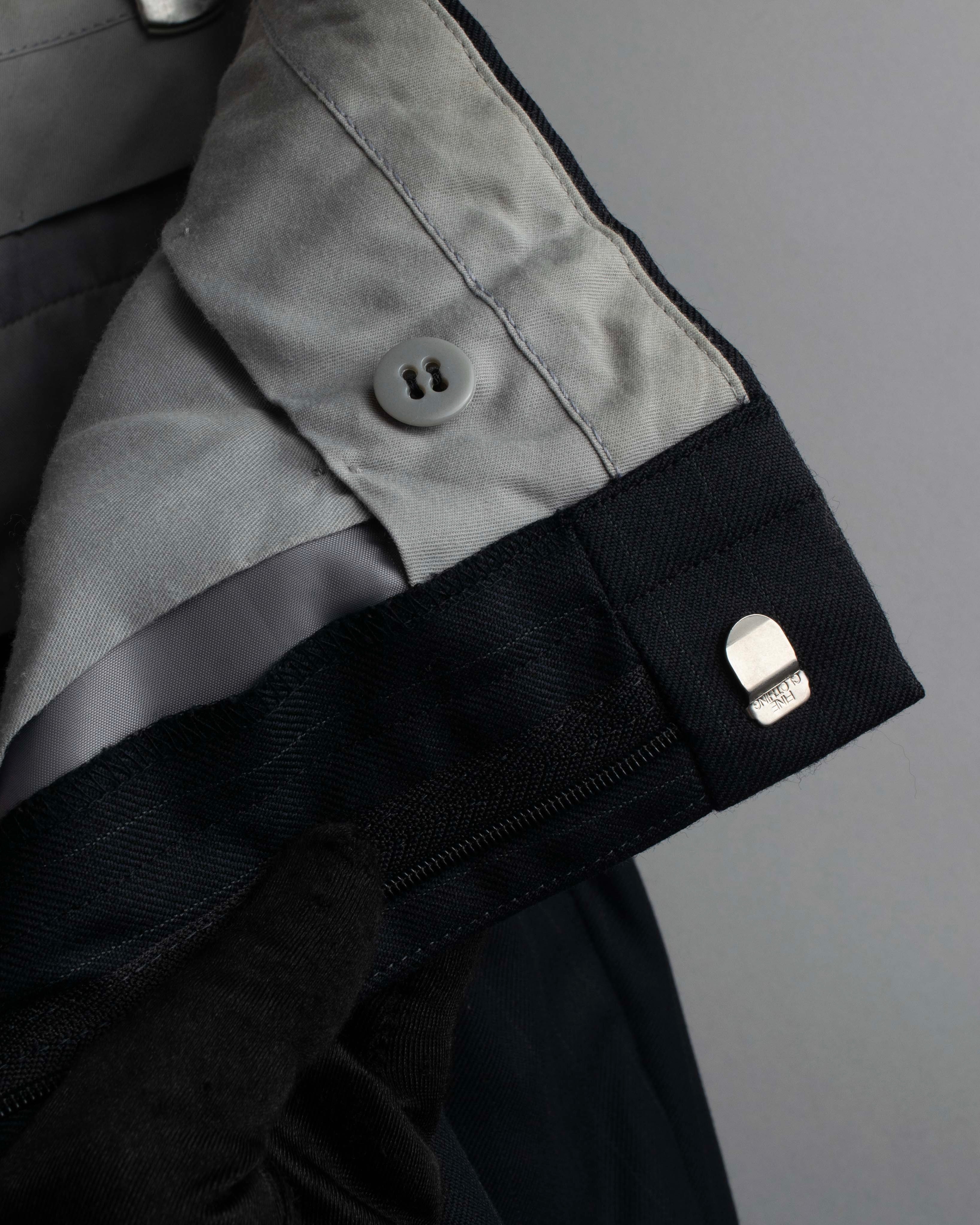 "YVES SAINT LAURENT" 00's shadow stripe pattern beautiful tailoring set up