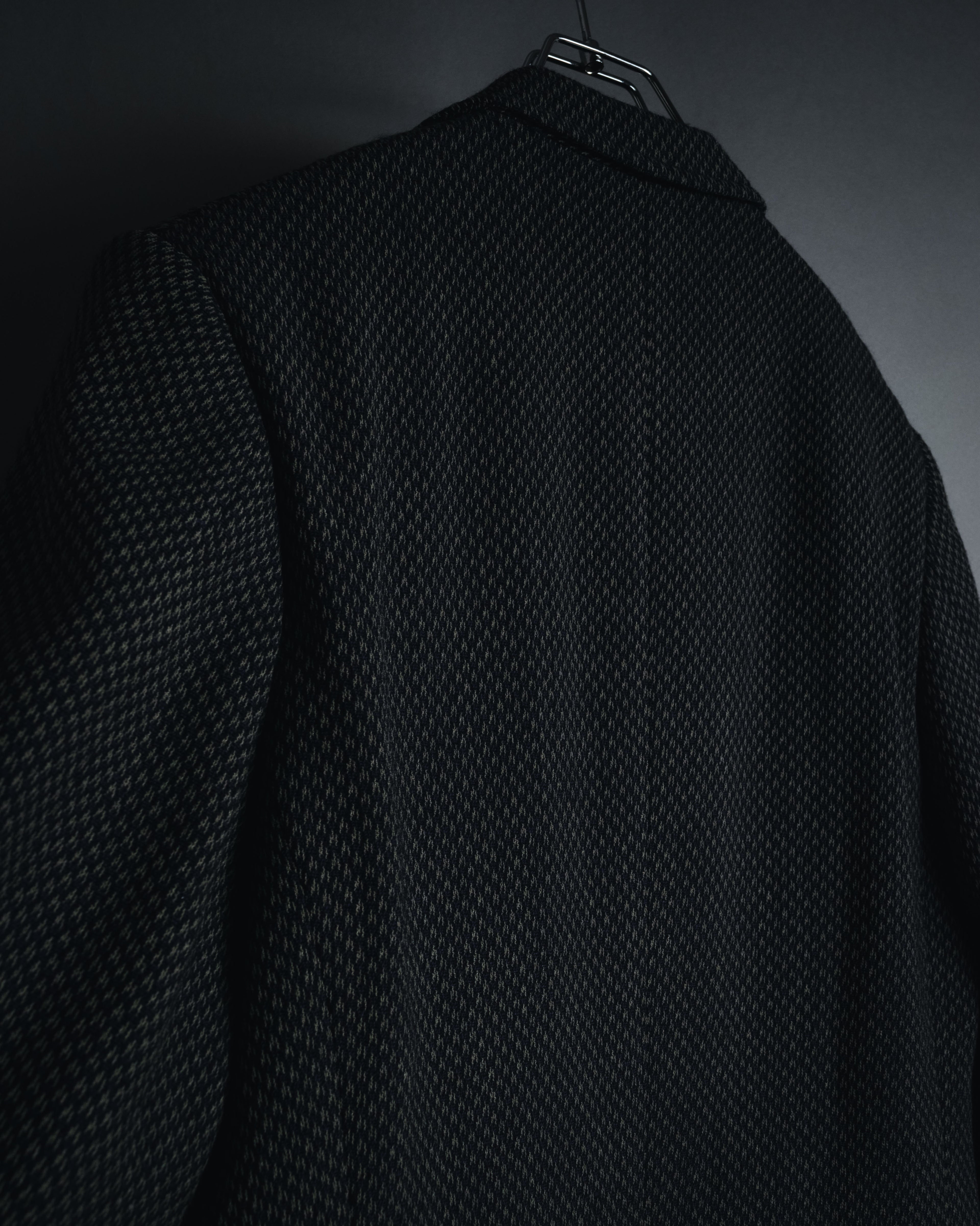 "VALENTINO GARAVANI BOUTIQUE"
Late 80’s - Early 90’s soft-structured birdseye wool tailored jacket