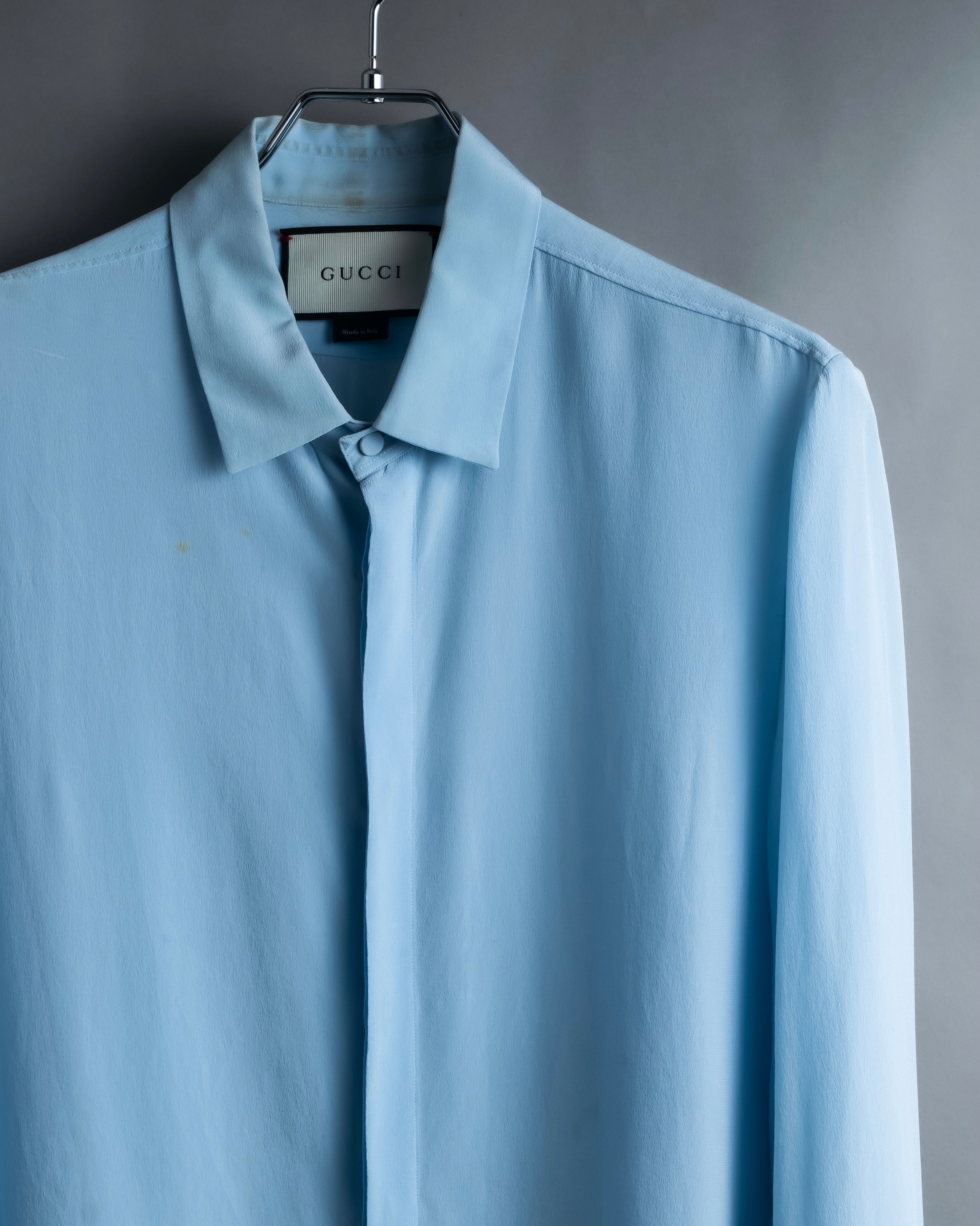 "GUCCI" 100% silk concealed placket shirt