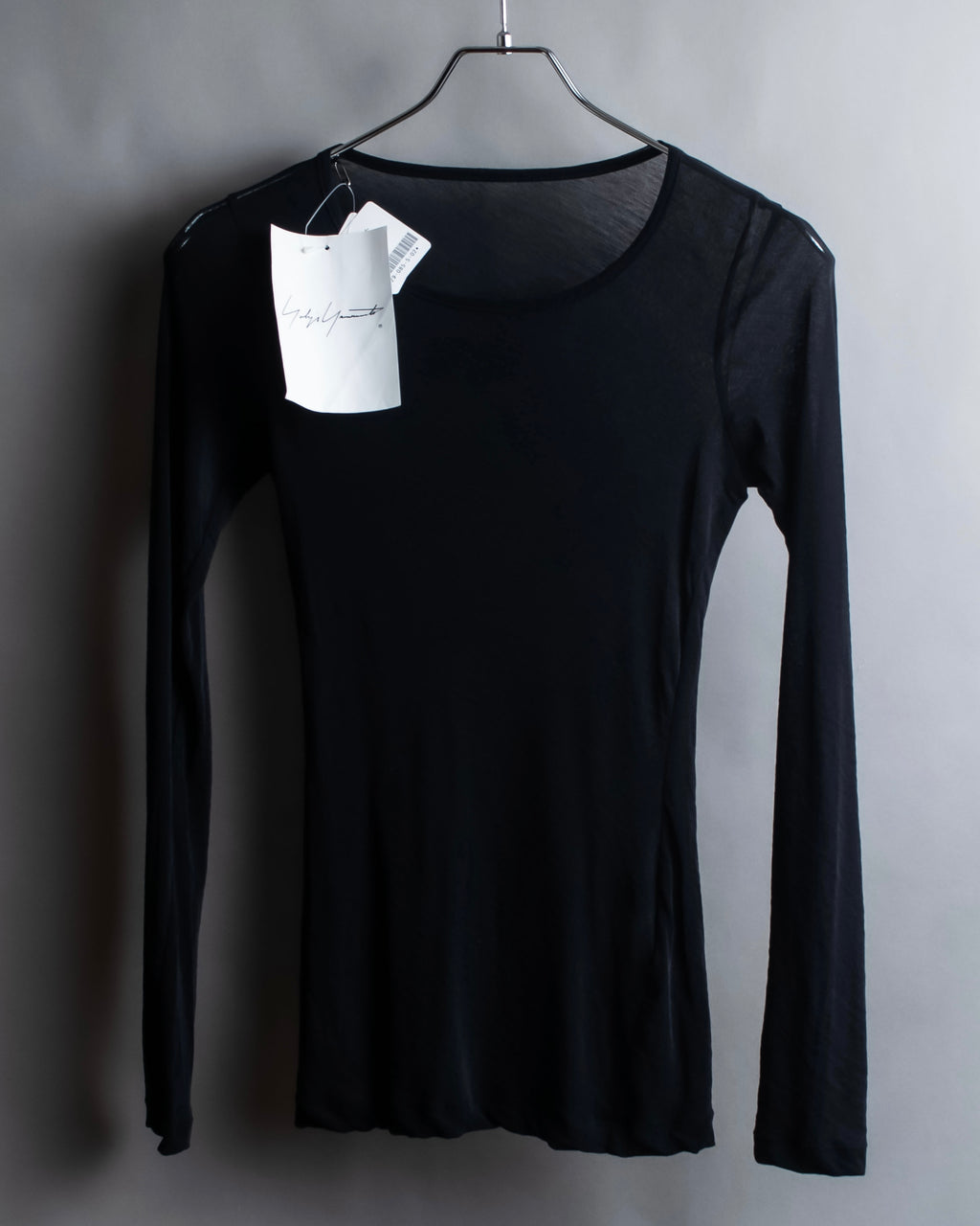"YOHJI YAMAMOTO FEMME"
Sheer cotton round neck pullover