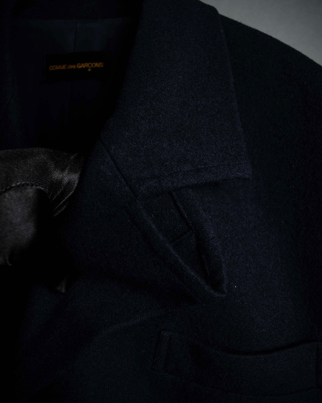 "COMME des GARCONS" 90's Front panel docking design chester coat