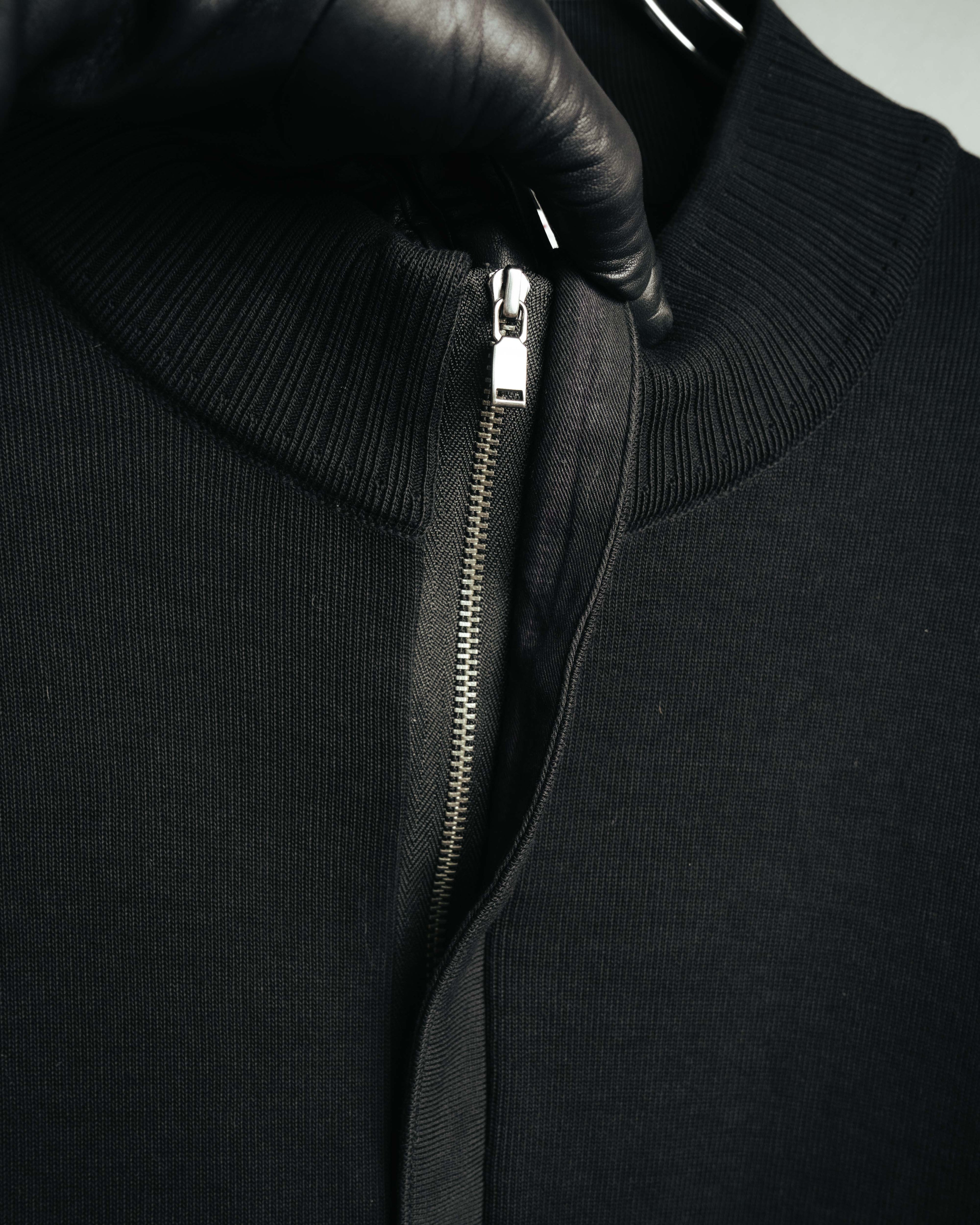 -MOOD Vintage Collections- 00’s Minimal black supima cotton knit