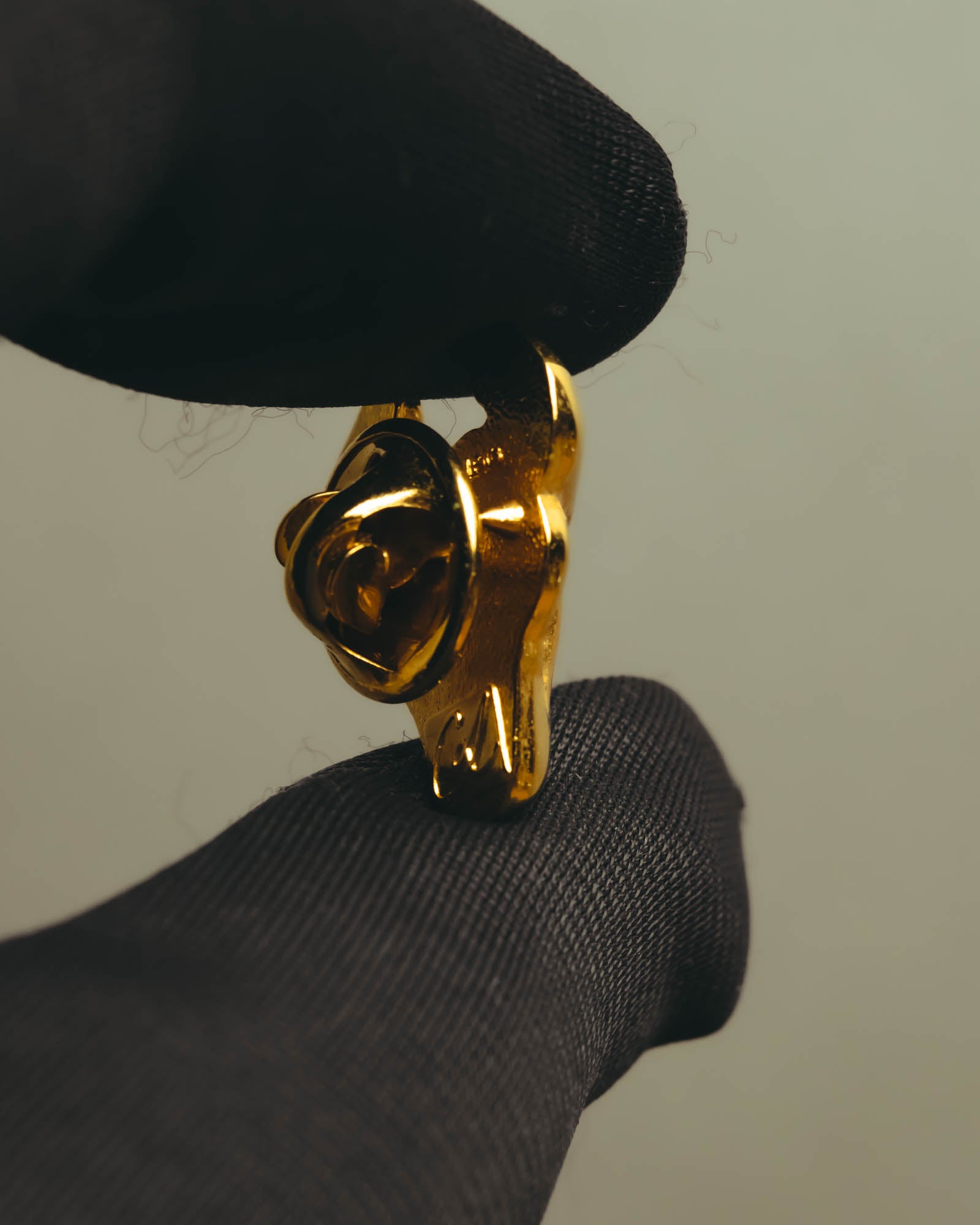 "Crédit Agricole" 90's Gold bull lapel pin