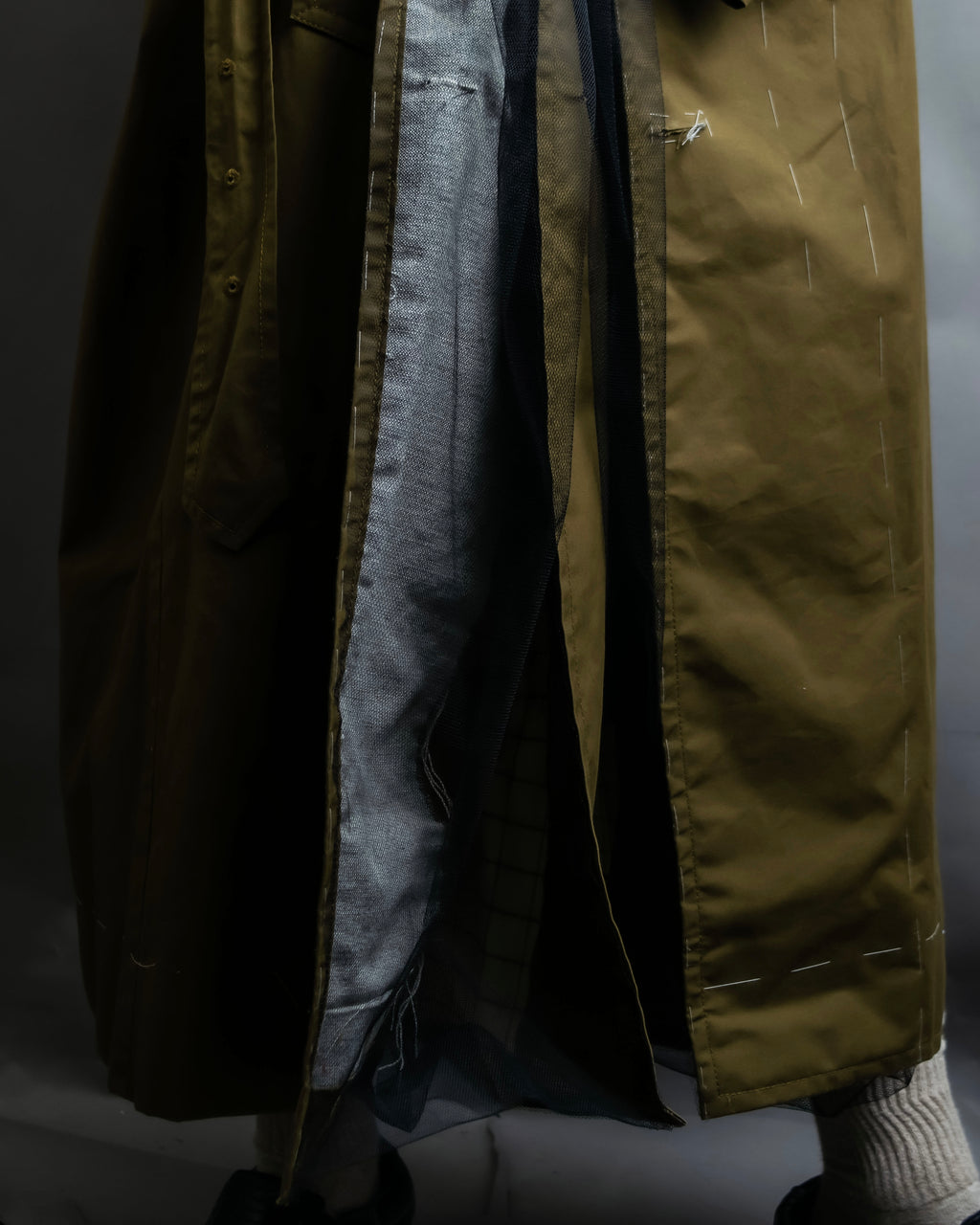 "MAISON MARGIELA" 20AW reconstructed tulle docking trench coat