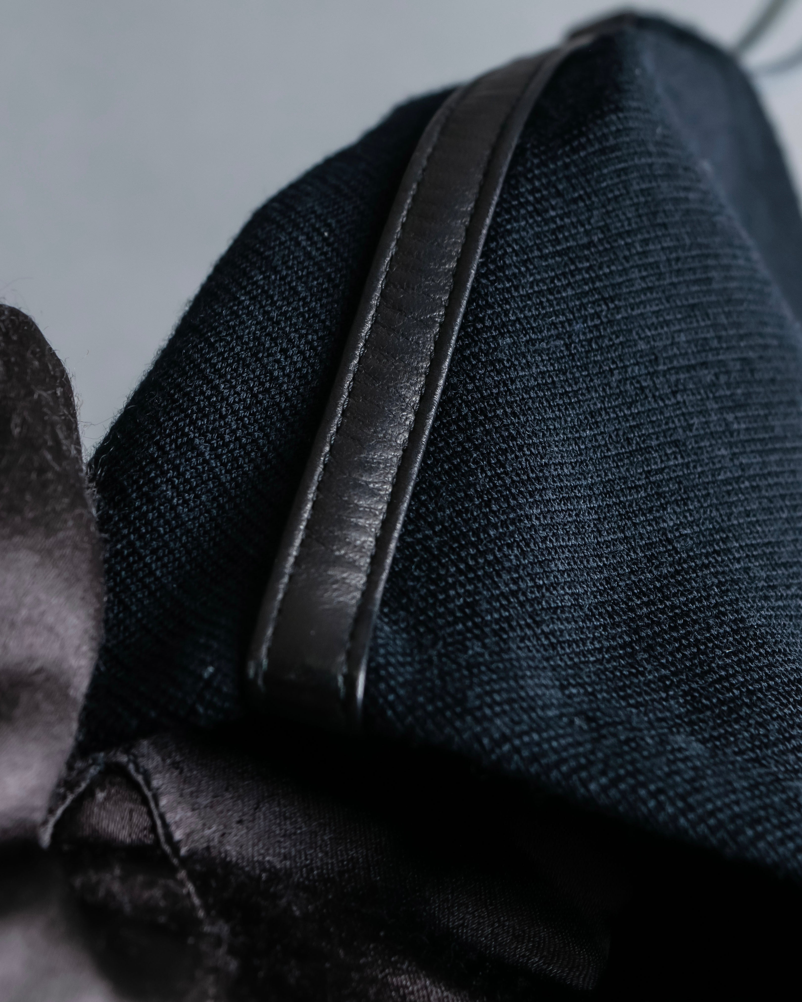 "GUCCI" Leather piping design box sleeve T-shirt