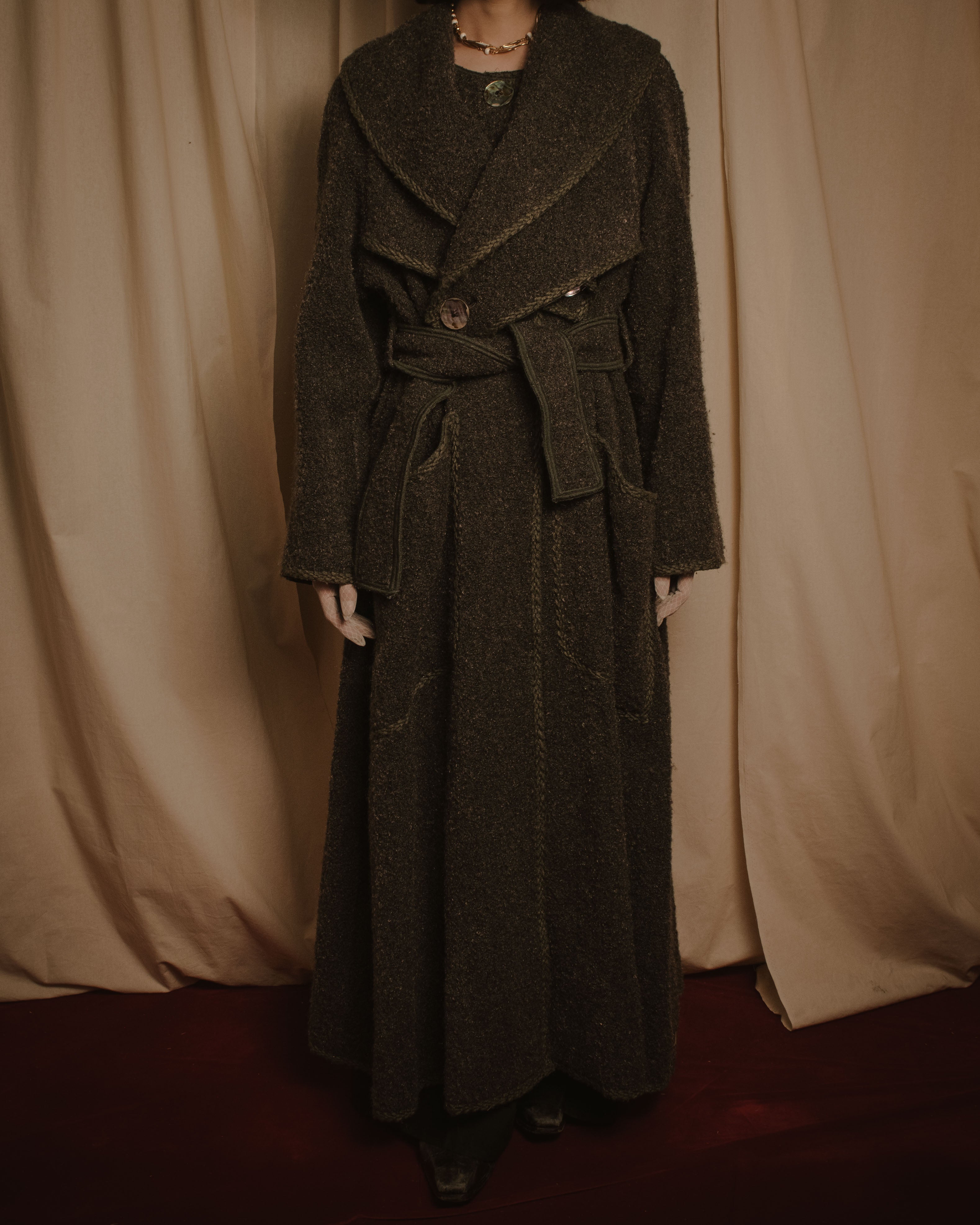 –SPECIAL– "FENDI"
Late 80s-early 90s oversized pile wool wrap coat