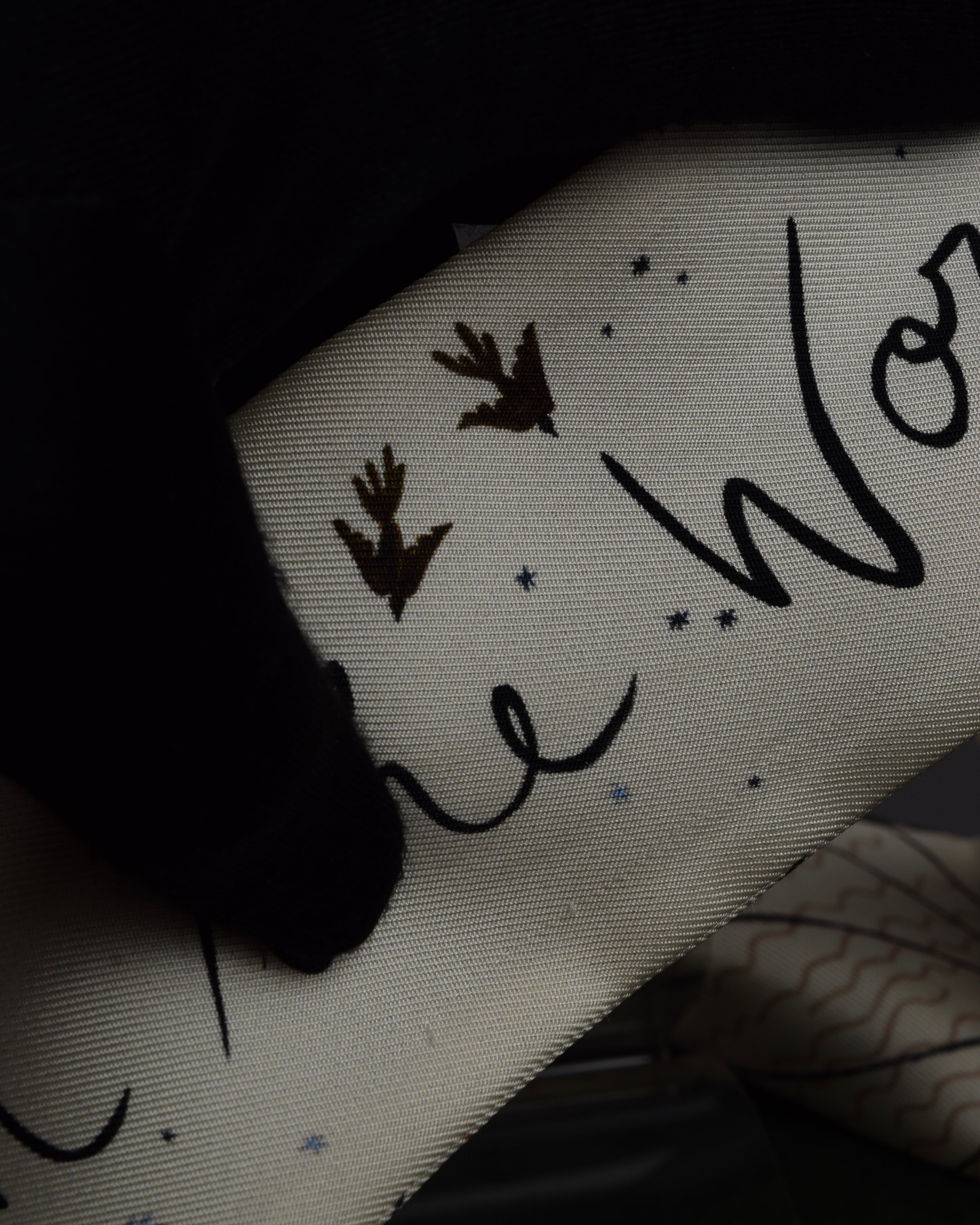 "Christian Dior" Dior Explore allegorical motif twilly mitzah scarf