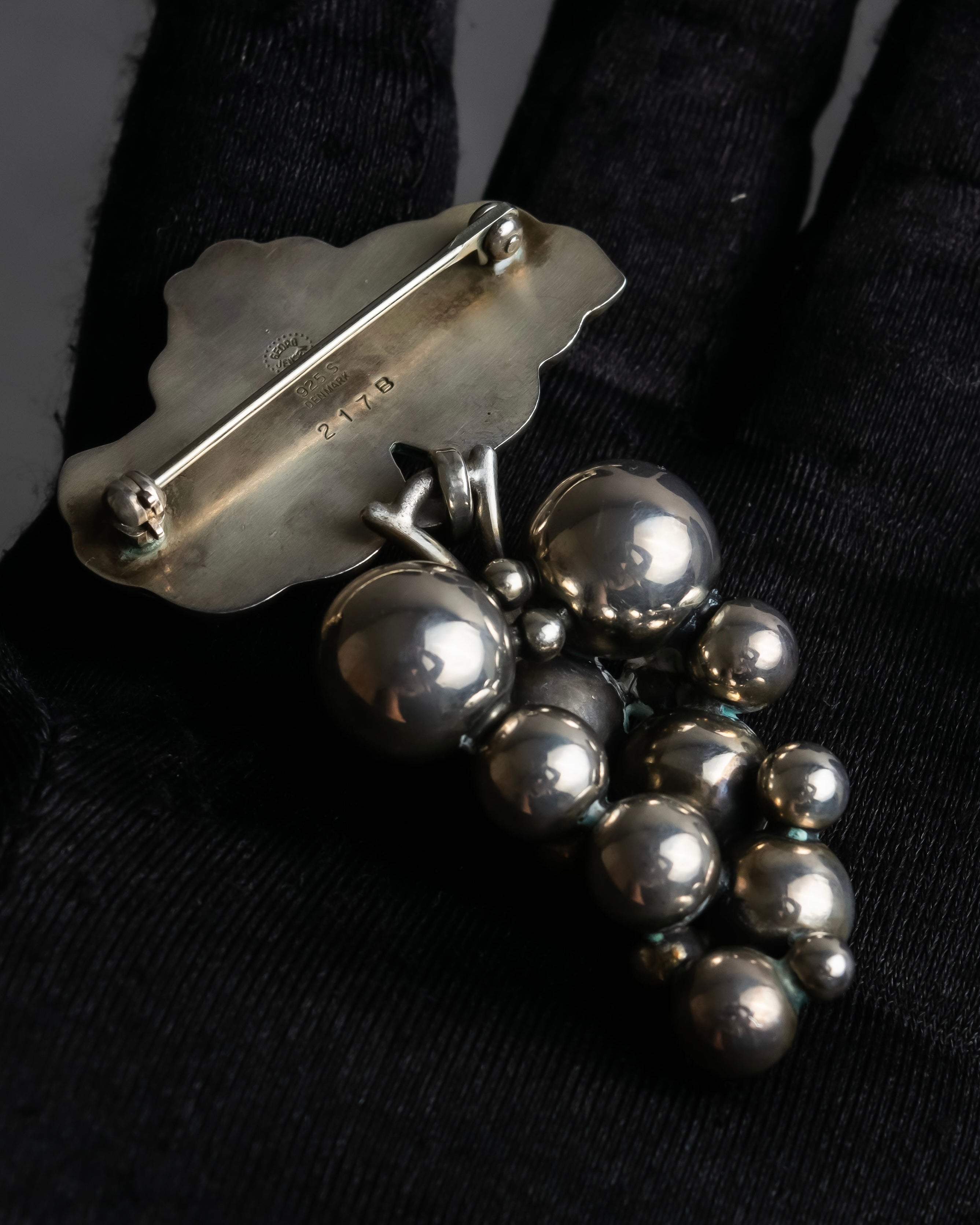 "GEORG JENSEN" Grape cluster motif silver 925 brooch