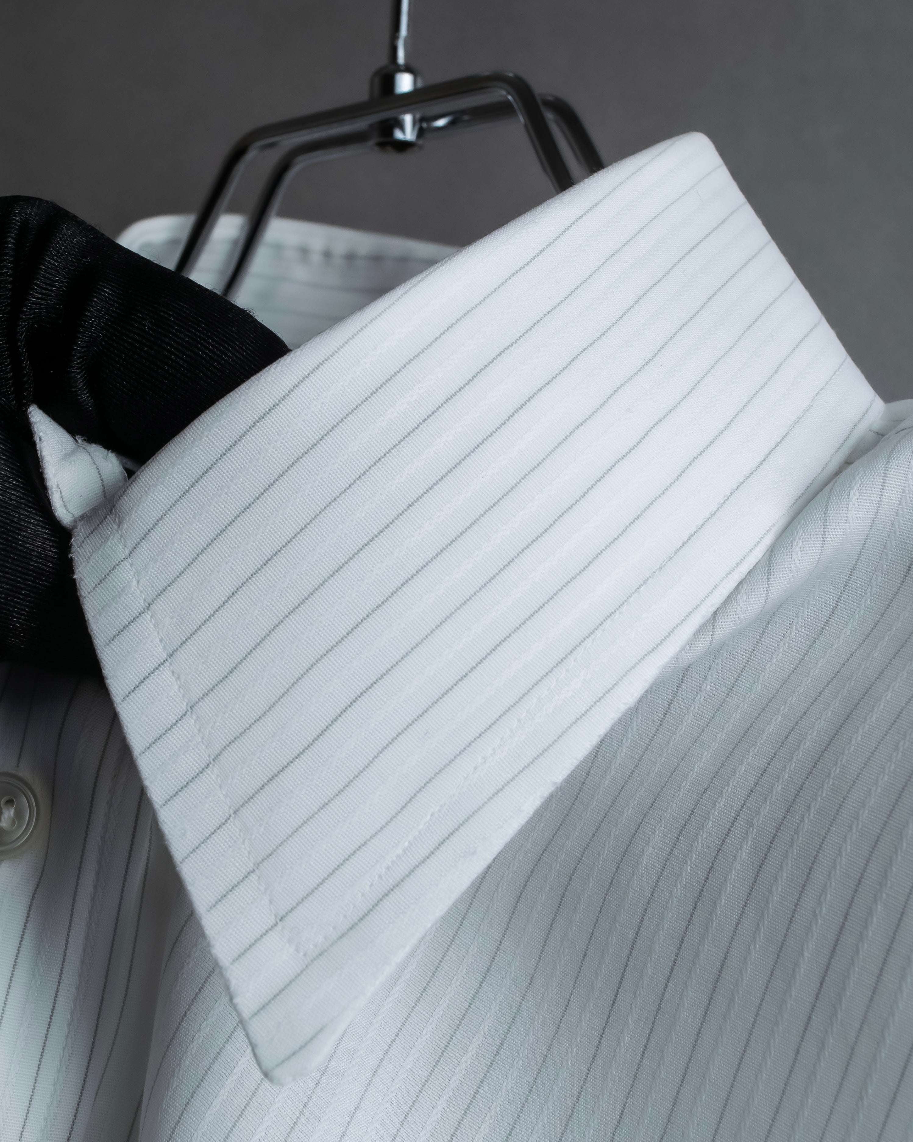 "CHRISTIAN DIOR MONSIEUR"
 Wide spread color royal order white shirt