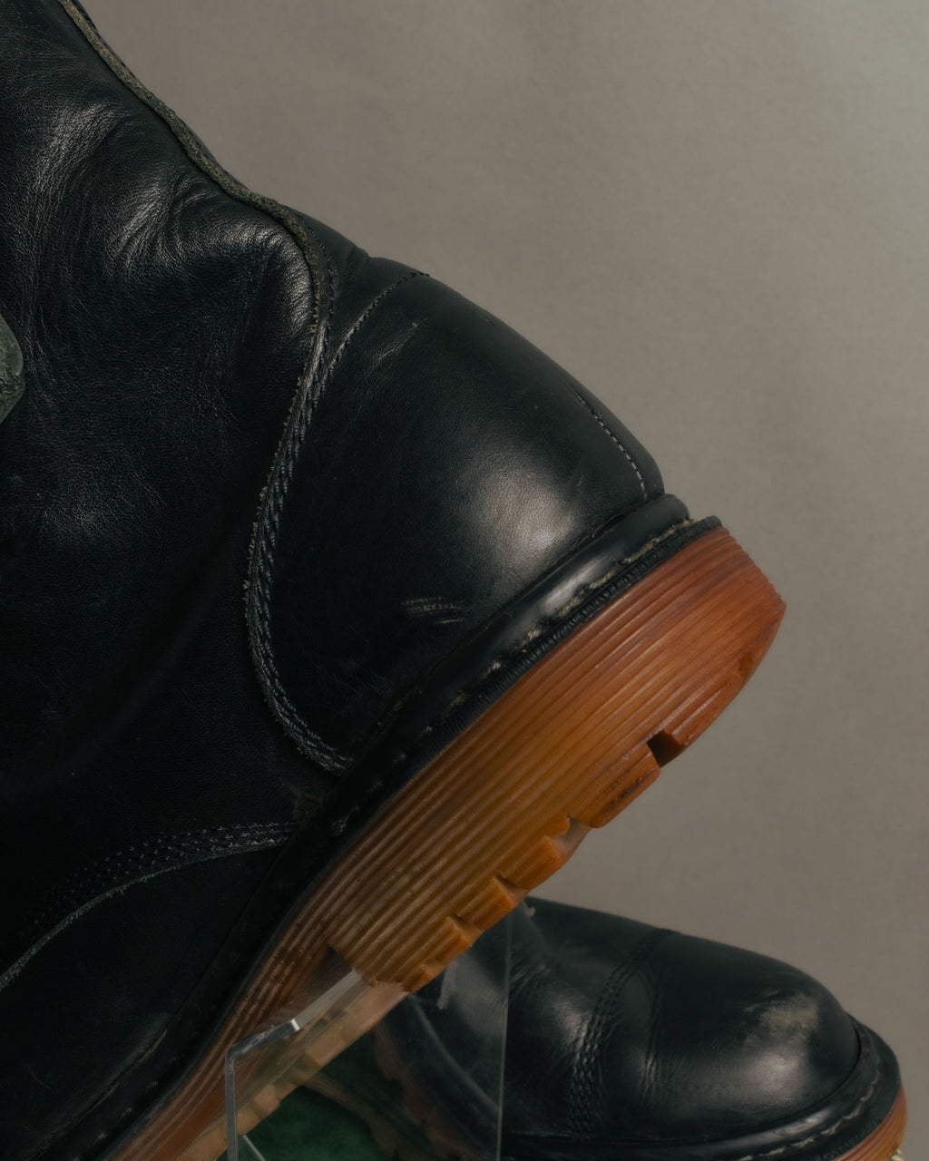 “COMME des GARÇONS HOMME”
00’s-10’s Double buckle leather combat boots