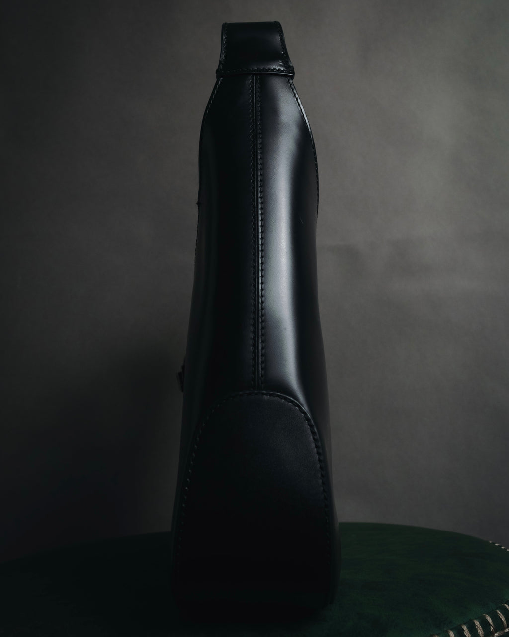 "Salvatore Ferragamo" 90’s-00’s minimalist gancini buckle hobo bag