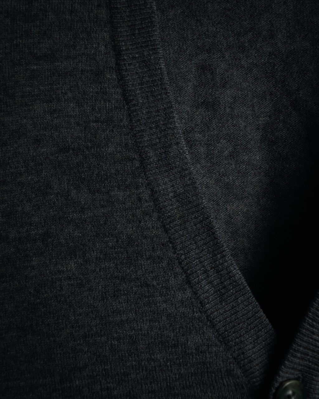 “MARTIN MARGIELA 14” 00’s Elbow patch wool cardigan