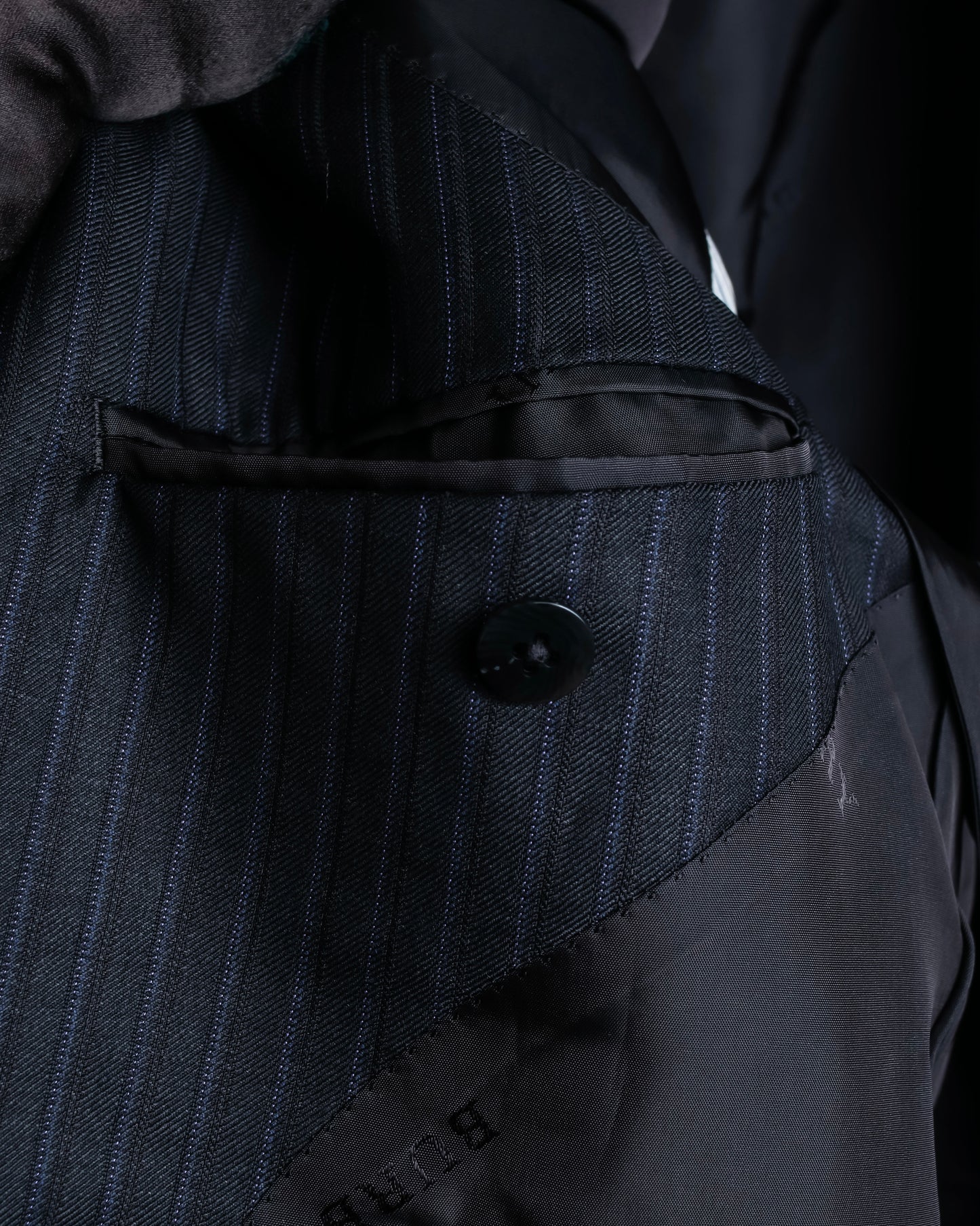 "BURBERRY" 2B tailored jacket & tapered silhouette slacks pinstripe pattern set up