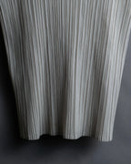"PLEATS PLEASE ISSEY MIYAKE" Off-white tank top