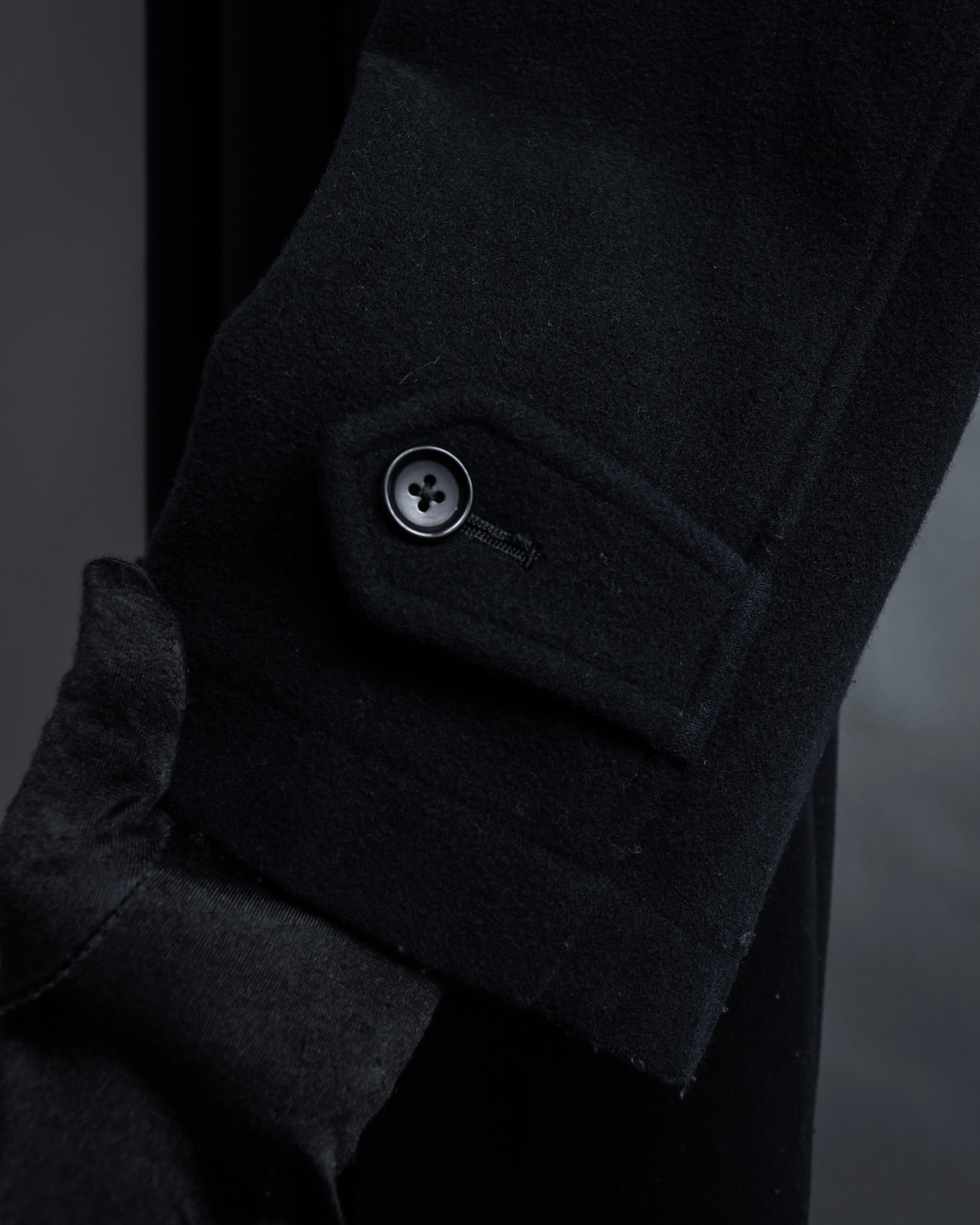 "YOHJI YAMAMOTO" Straight line stand collar coat