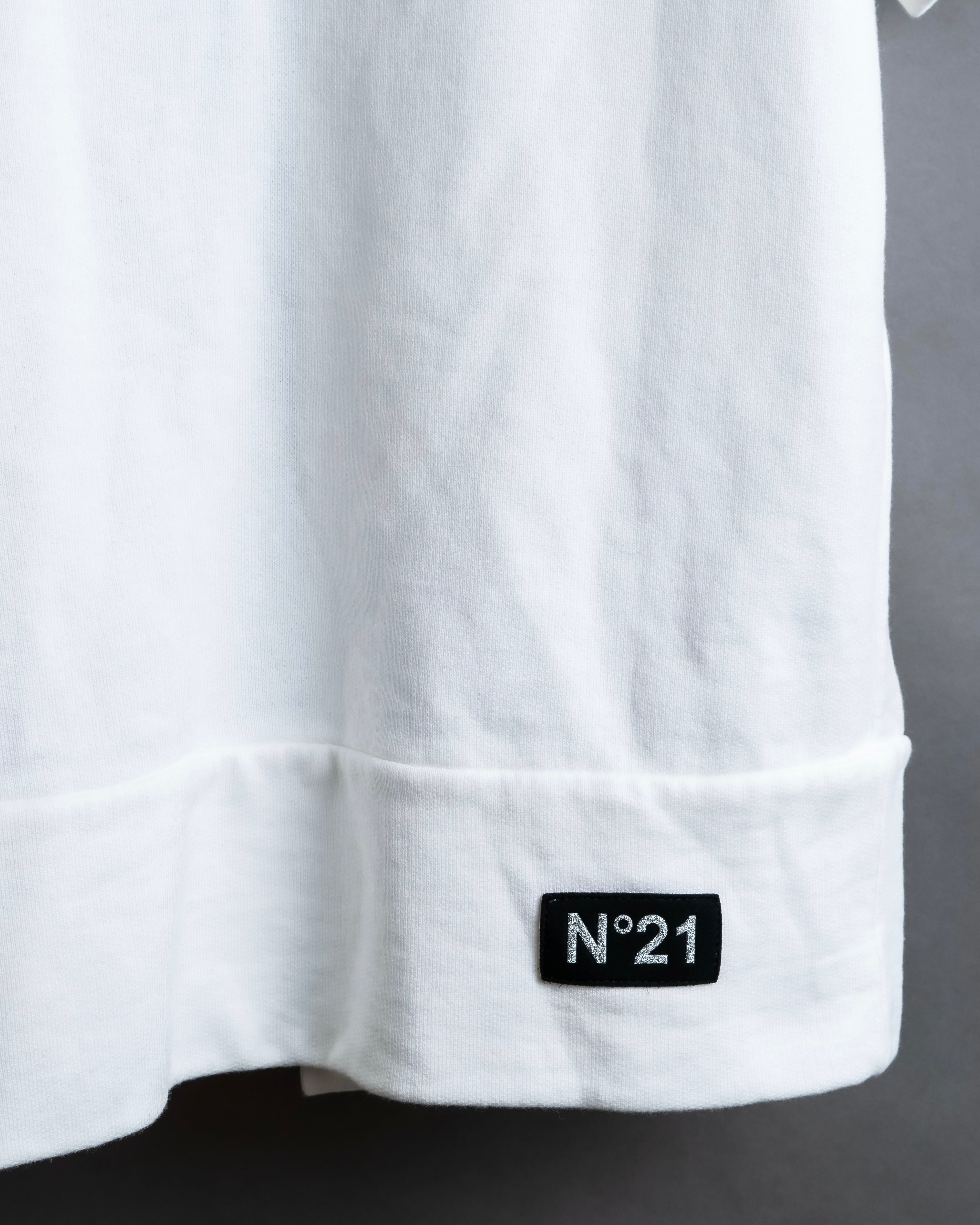 "N21 NUMERO VENTUNO" Back ribbon detail crew neck T-shirt
