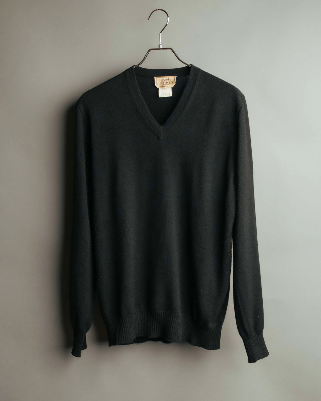-SPECIAL- “HERMÈS” 90’s-00’s Cashmere wool v-neck knit