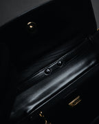 "GUCCI" 80’s-90’s crest-plaque leather shoulder bag