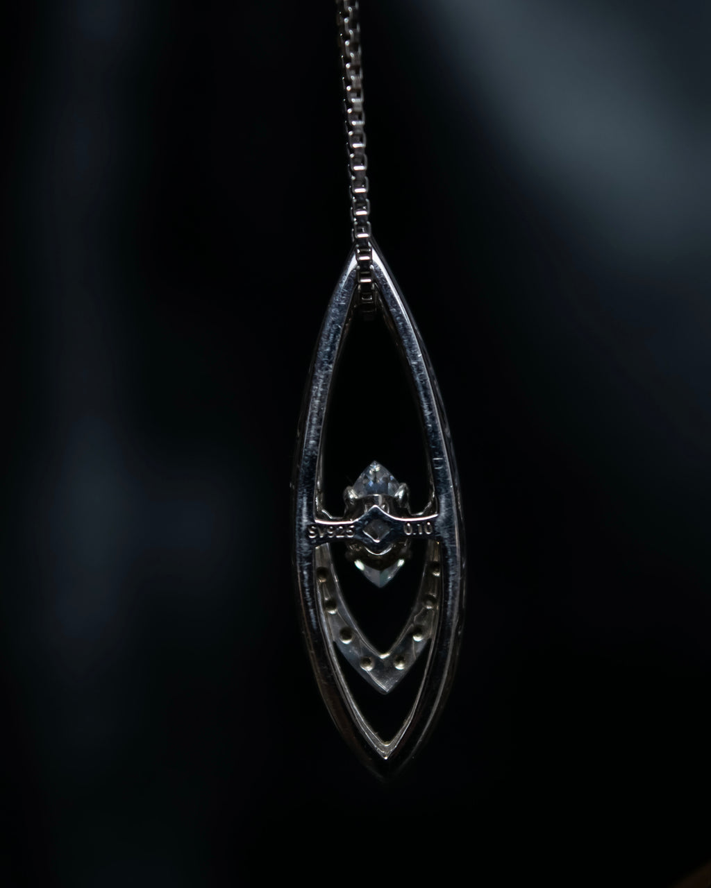 "Guy Laroche" Dancing stone diamond necklace