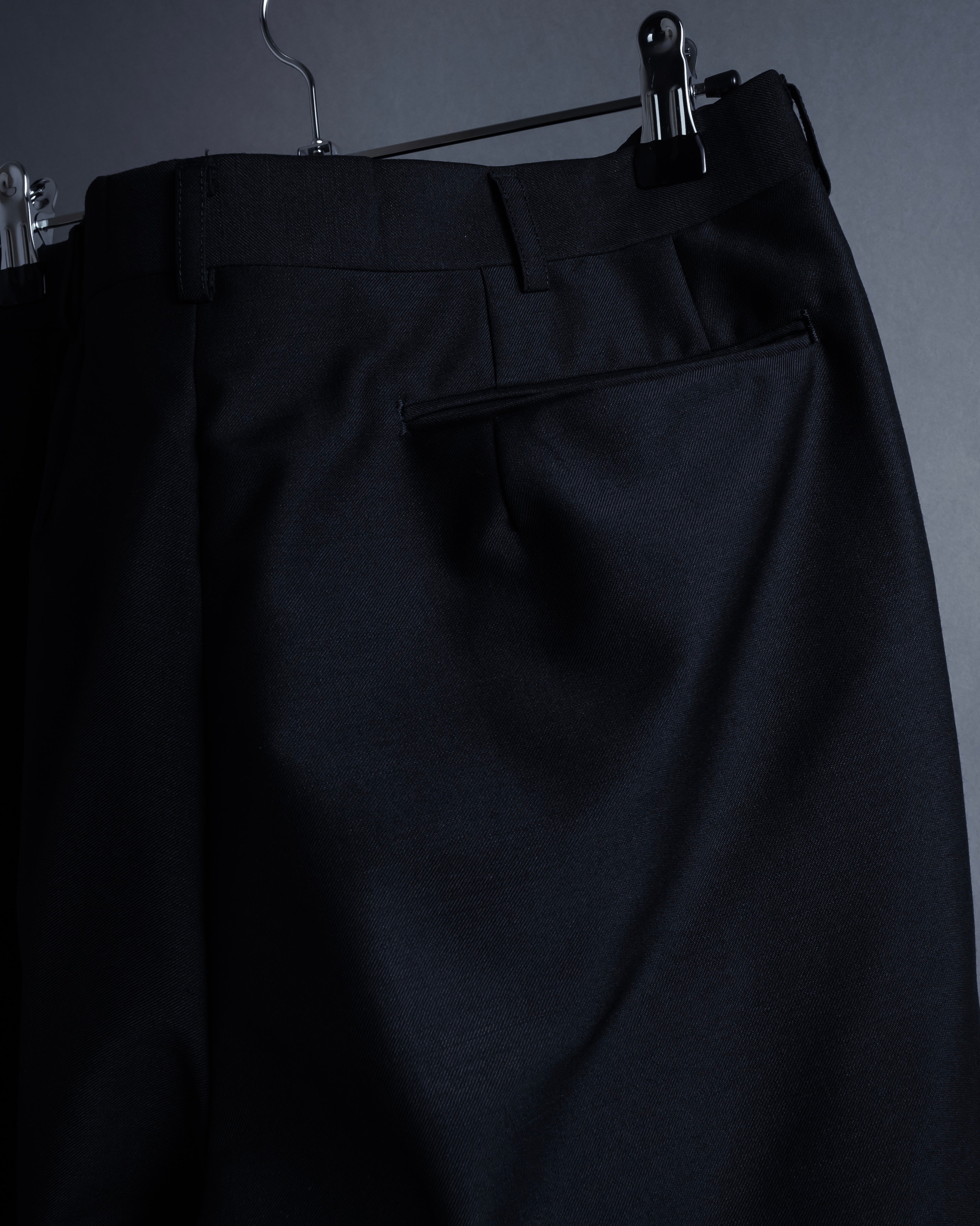 "YVES SAINT LAURENT" Strongly tailored shaped wool set up