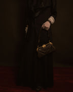 –SPECIAL– "VALENTINO GARAVANI"
00’s Jeweled frame leather bag