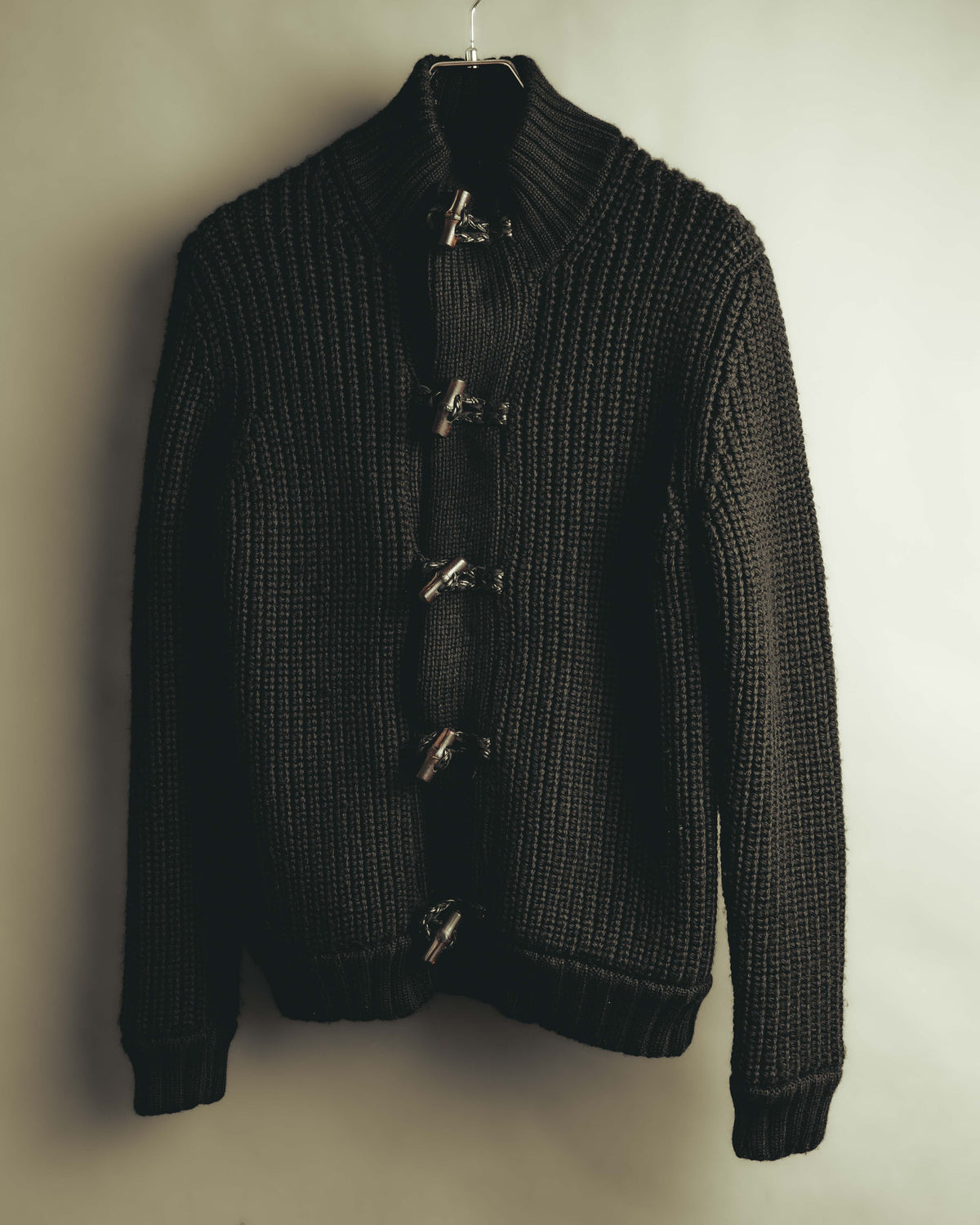 “GUCCI” 00's-10’s Heavy textured wool toggle cardigan