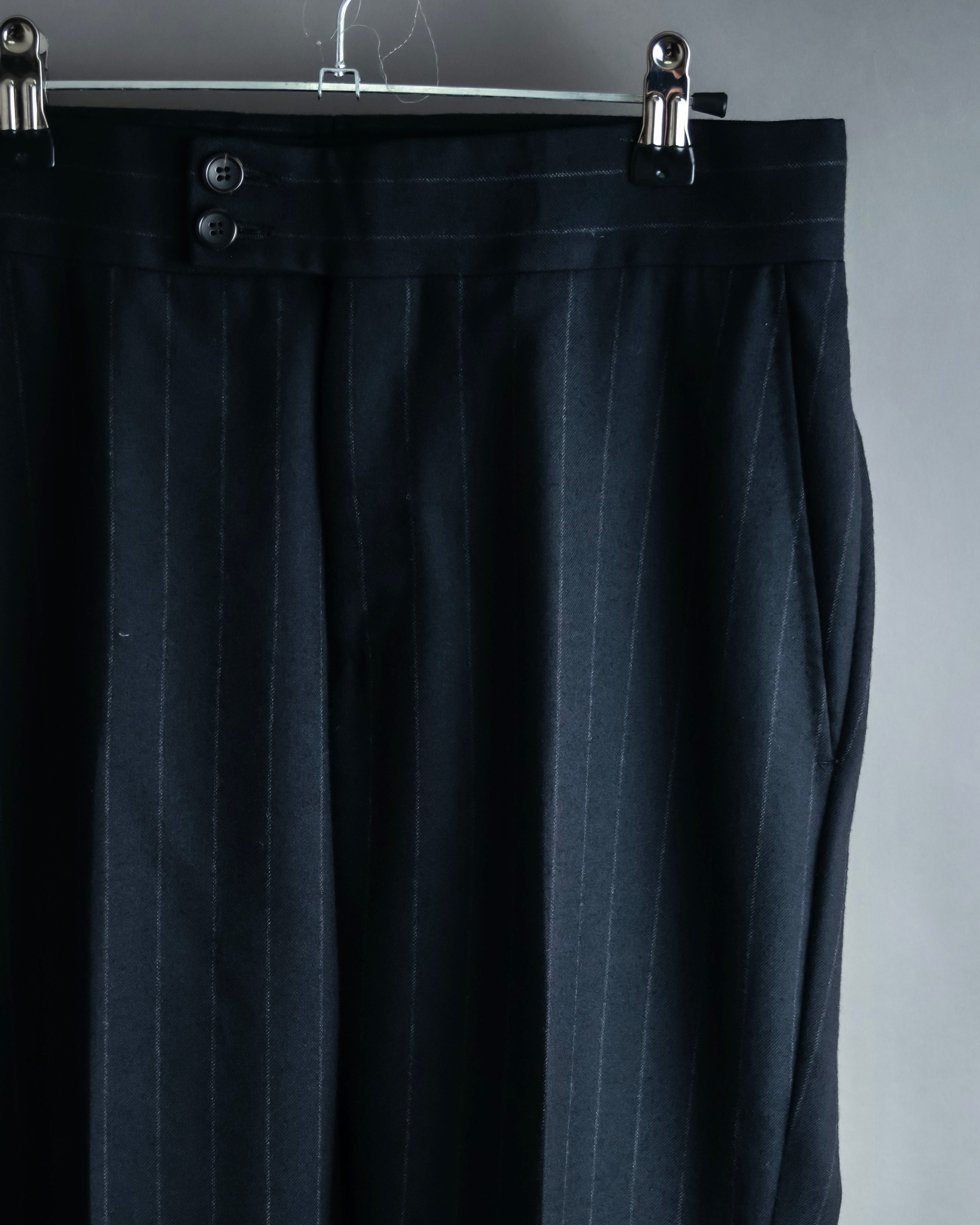 "GUCCI" chalk stripe designed wide pants
