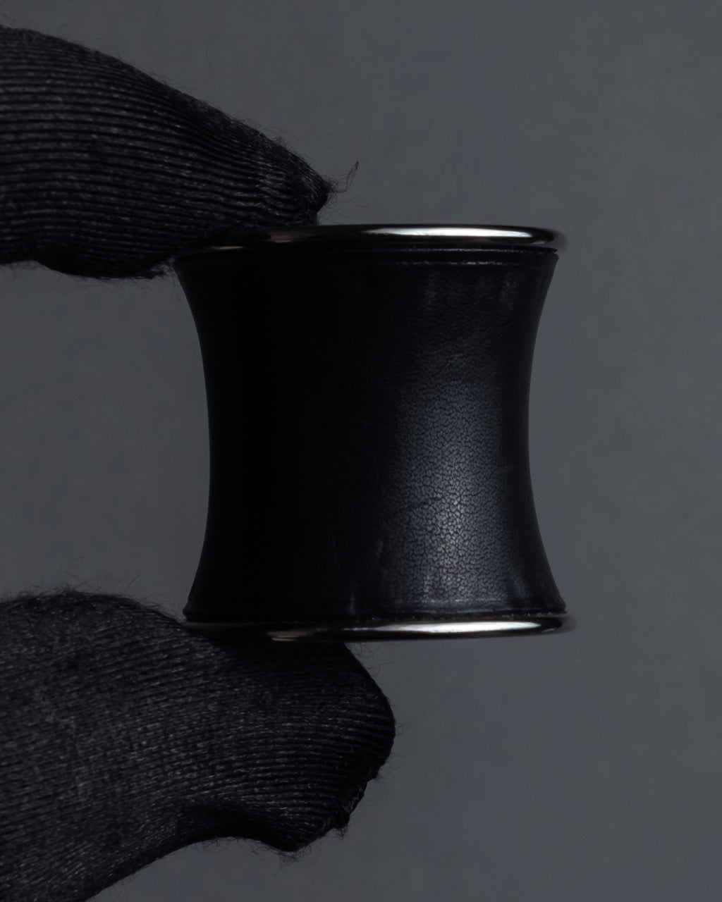 "HERMES" Drum-shaped calf leather scarf ring