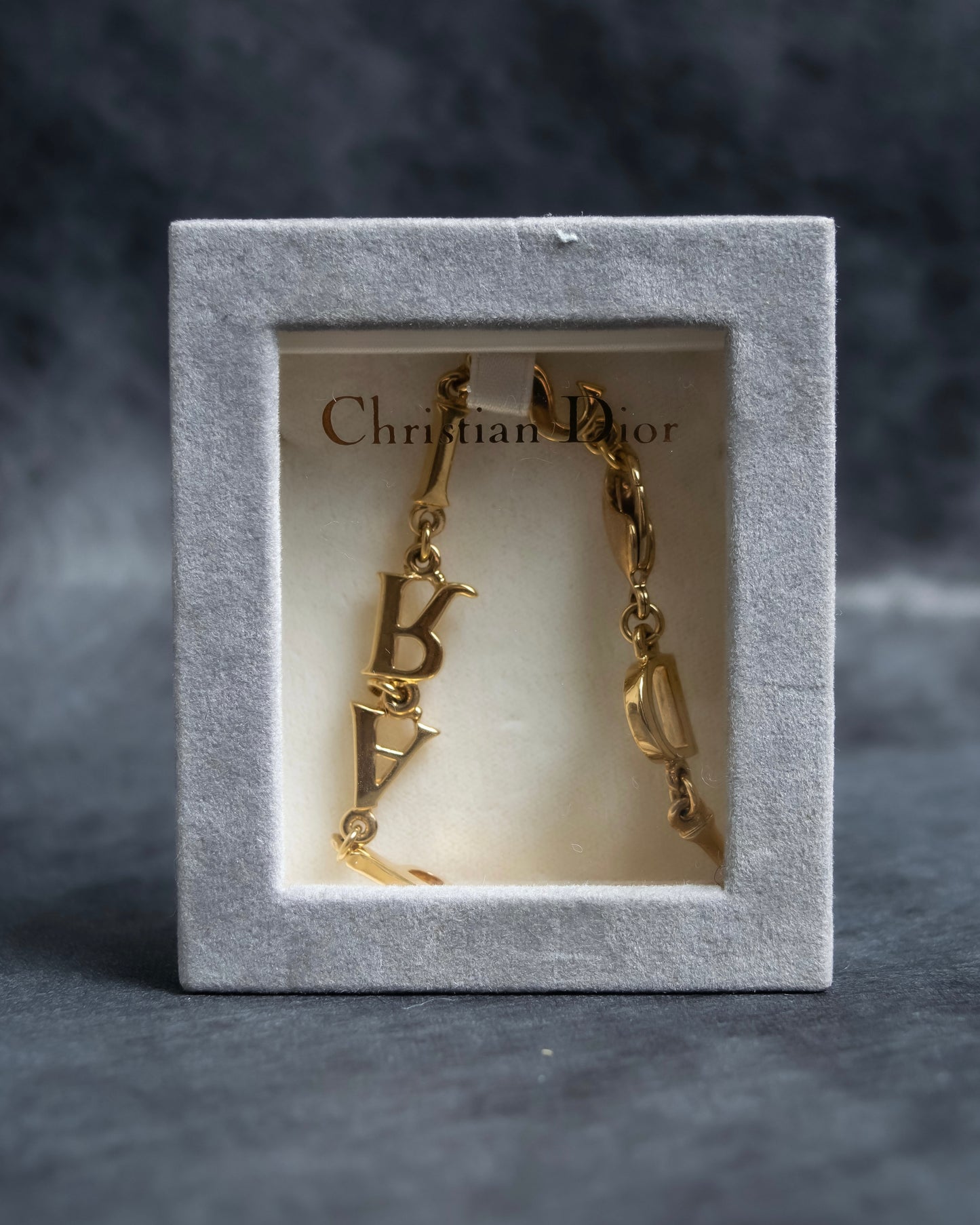 "Christian Dior" DIOR＆PARIS motif gold bracelet