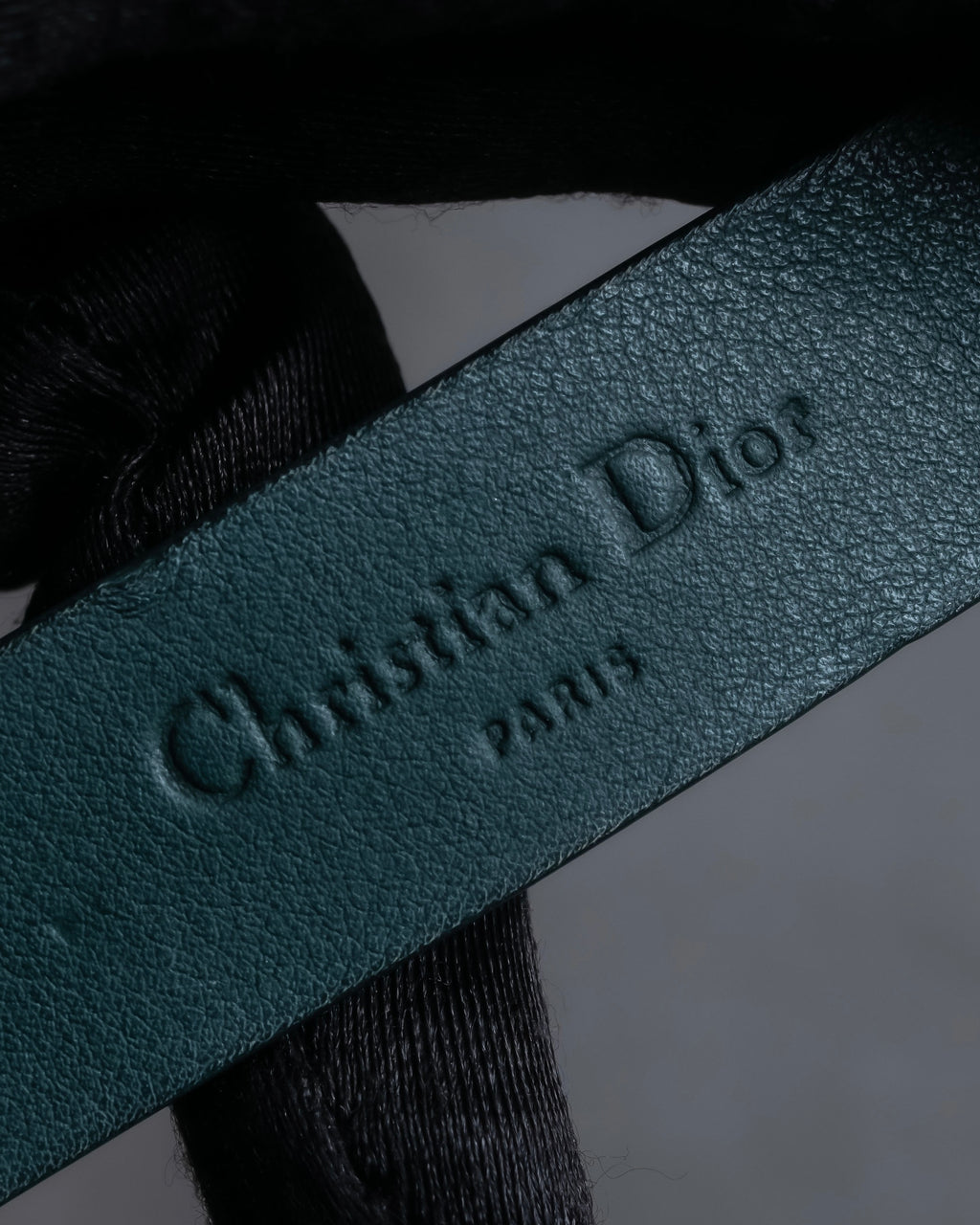 "Christian Dior" Pearl iconic design leather bracelet