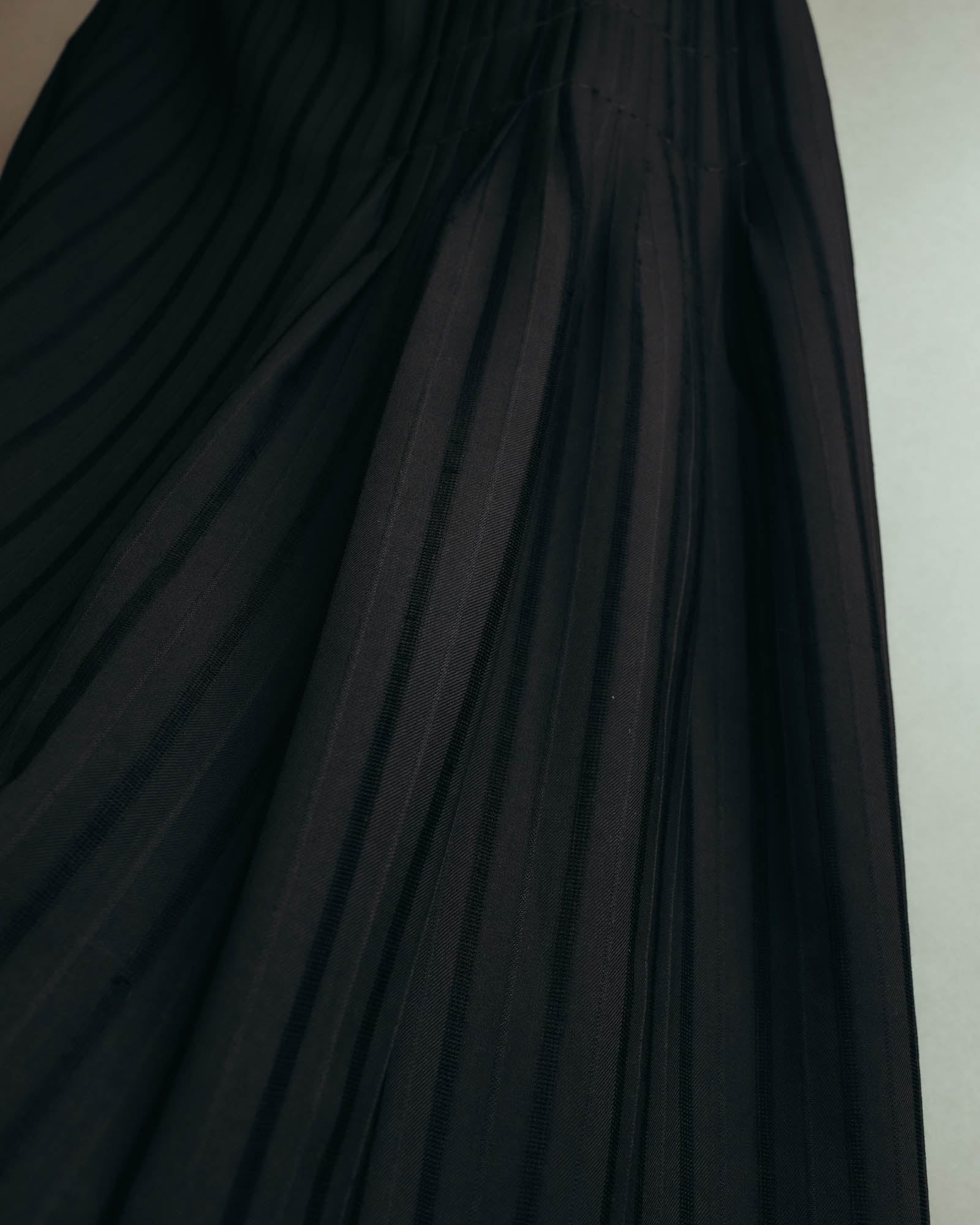 "VERONIQUE BRANQUINHO" 90's-00's Sculptural pleated wool skirt