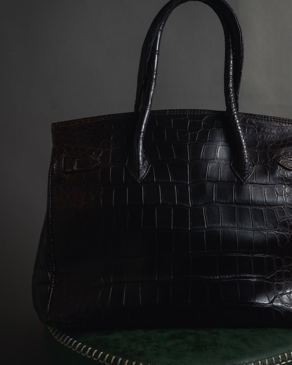 -SPECIAL- "Pierre Cardin"
90’s real crocodile leather top handle bag
