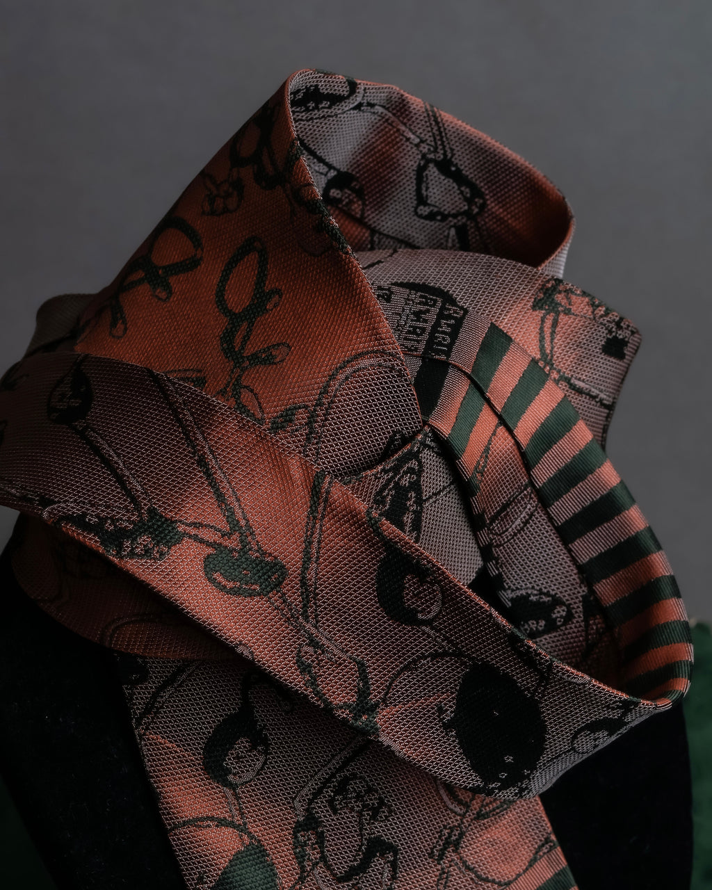 "JEAN PAUL GAULTIER HOMME" Drawing camouflage design silk neck tie