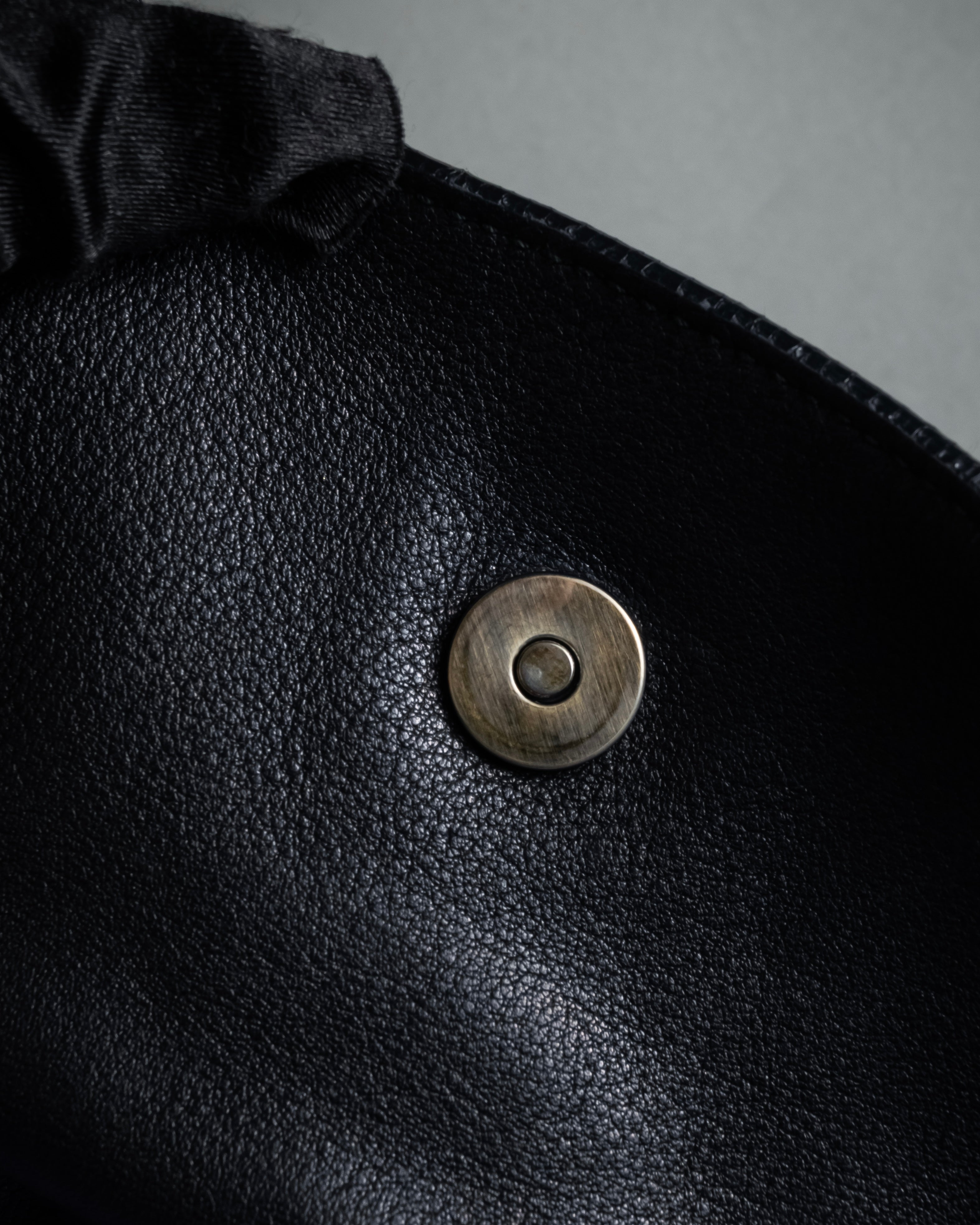 "Salvatore Ferragamo" Gancini reconstructed design shrink leather bag