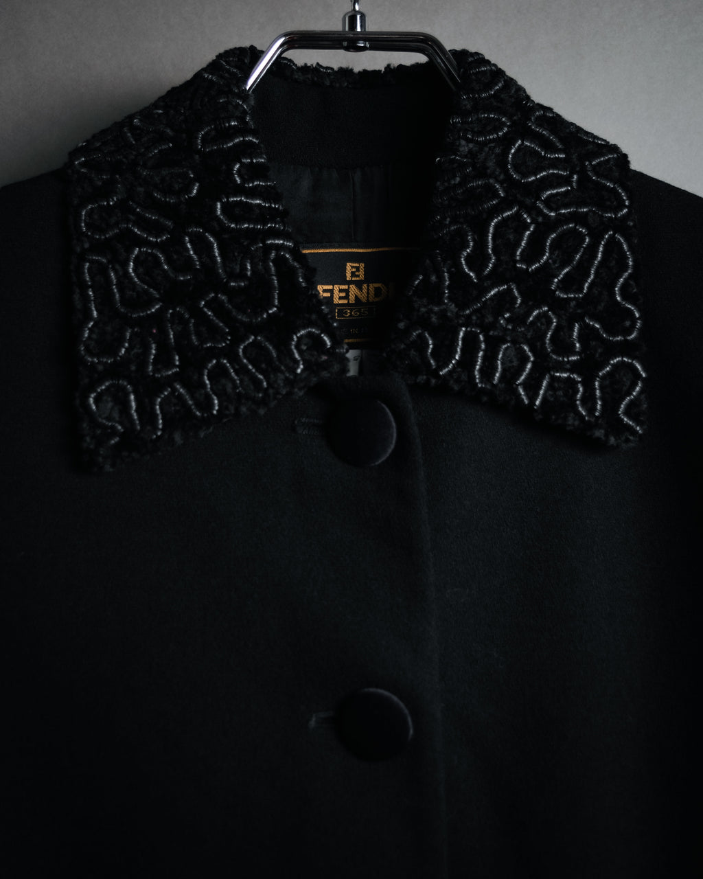 –SPECIAL– “FENDI” 90’s Embroidered collar long tailored jacket