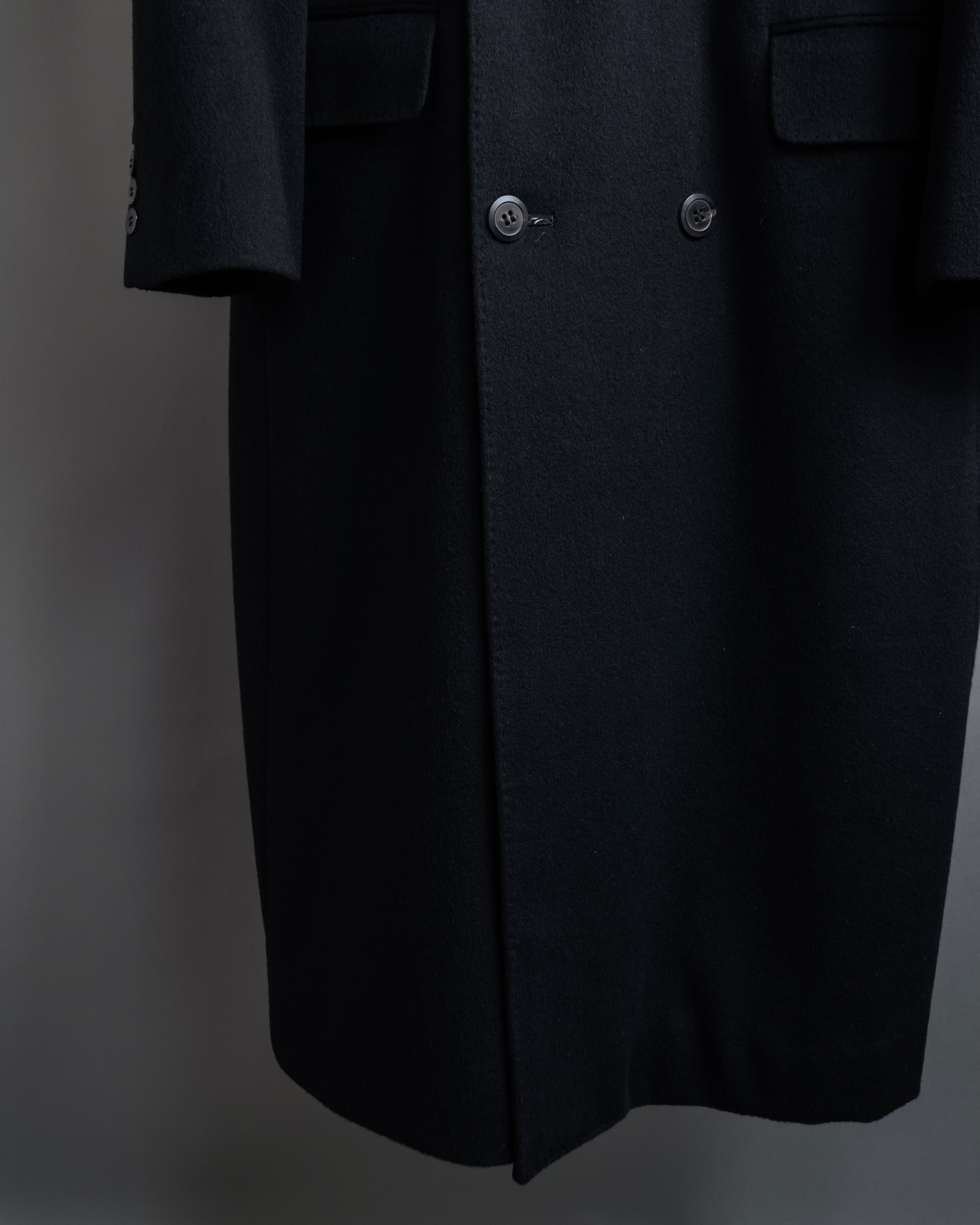 "CHRISTIAN DIOR MONSIEUR" 
Oversized double-breasted chester coat