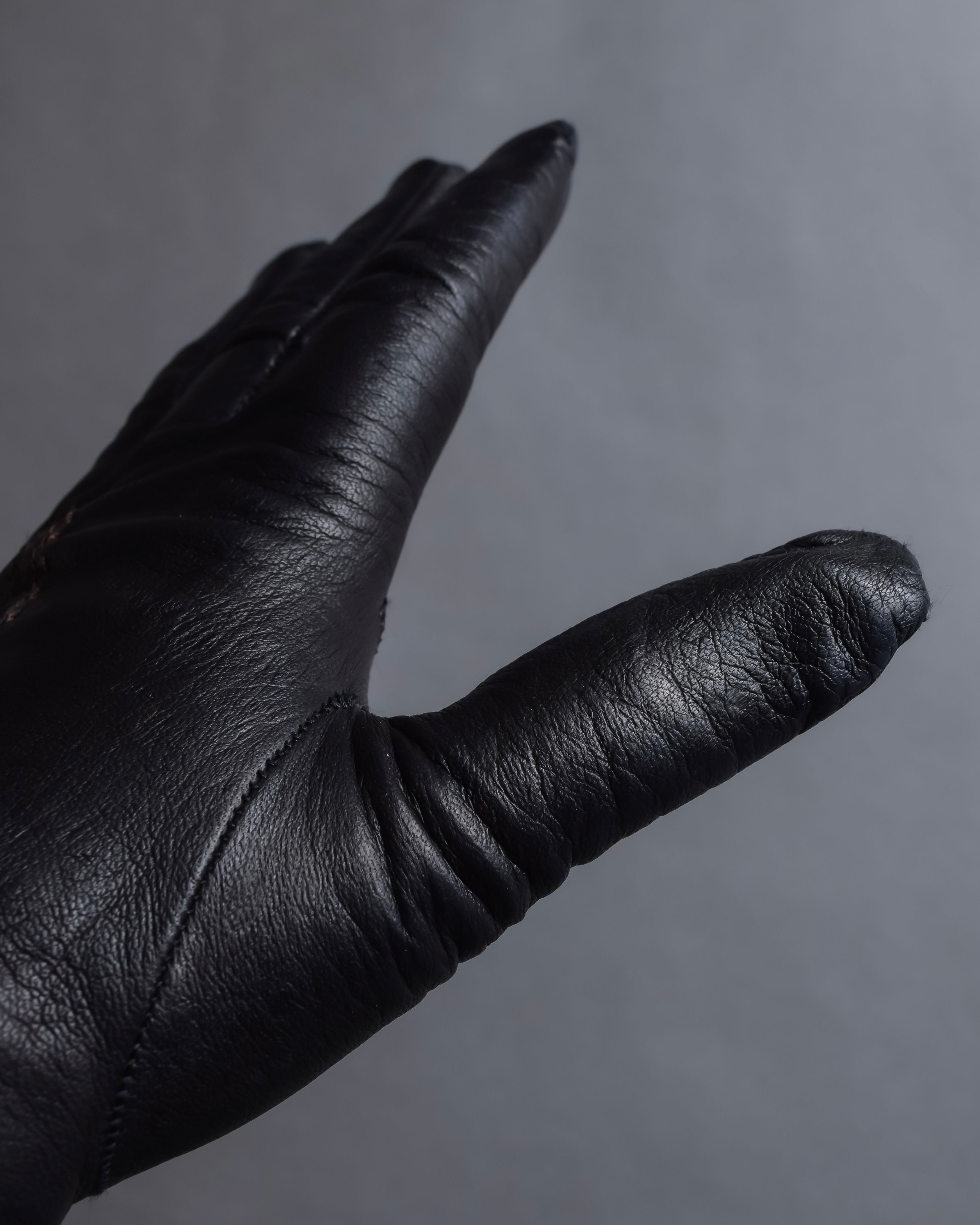 "GUCCI" Horse bit motif fitted leather gloves