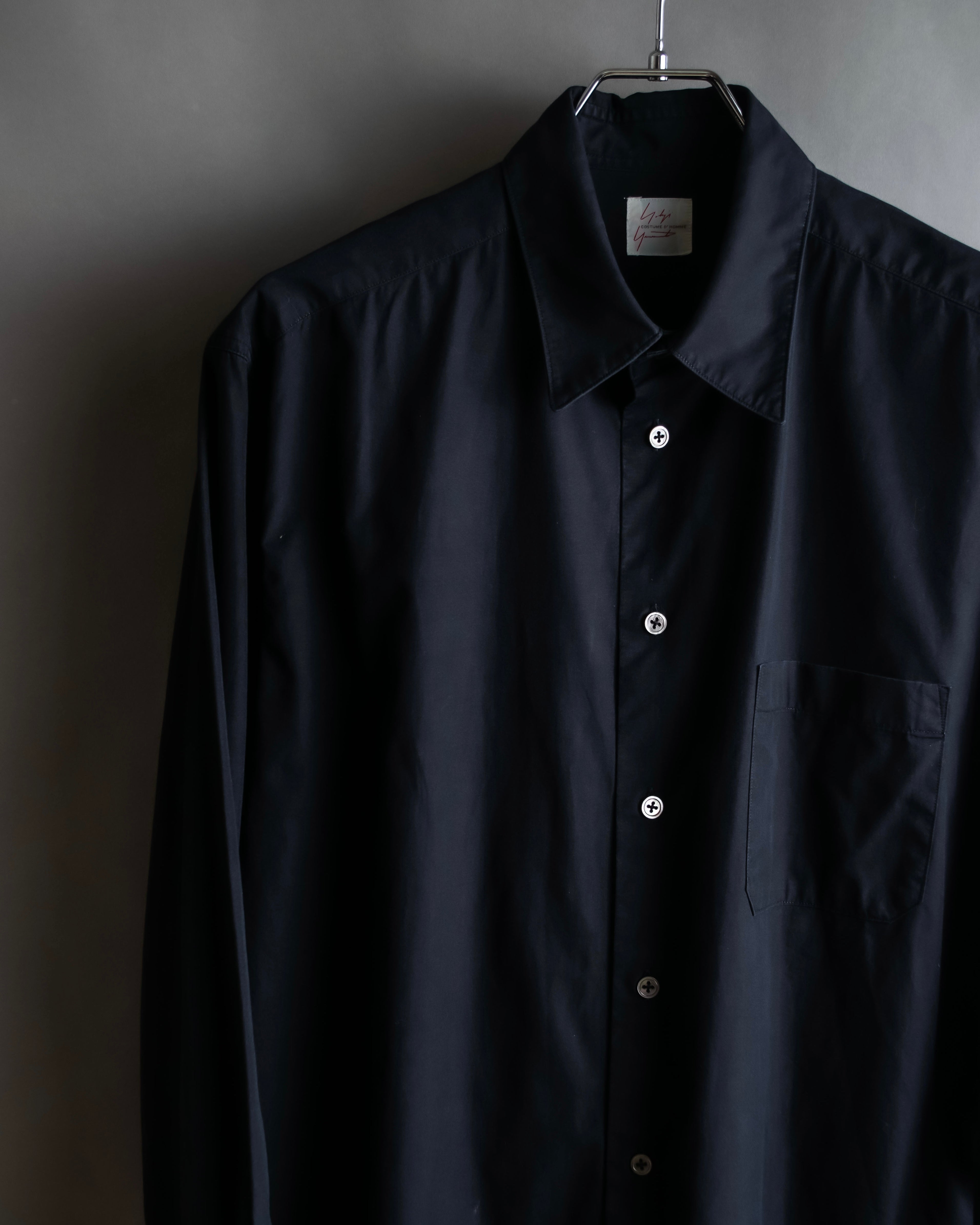 "Yohji Yamamoto COSTUME d’HOMME" Minimal detail cotton poplin black shirt