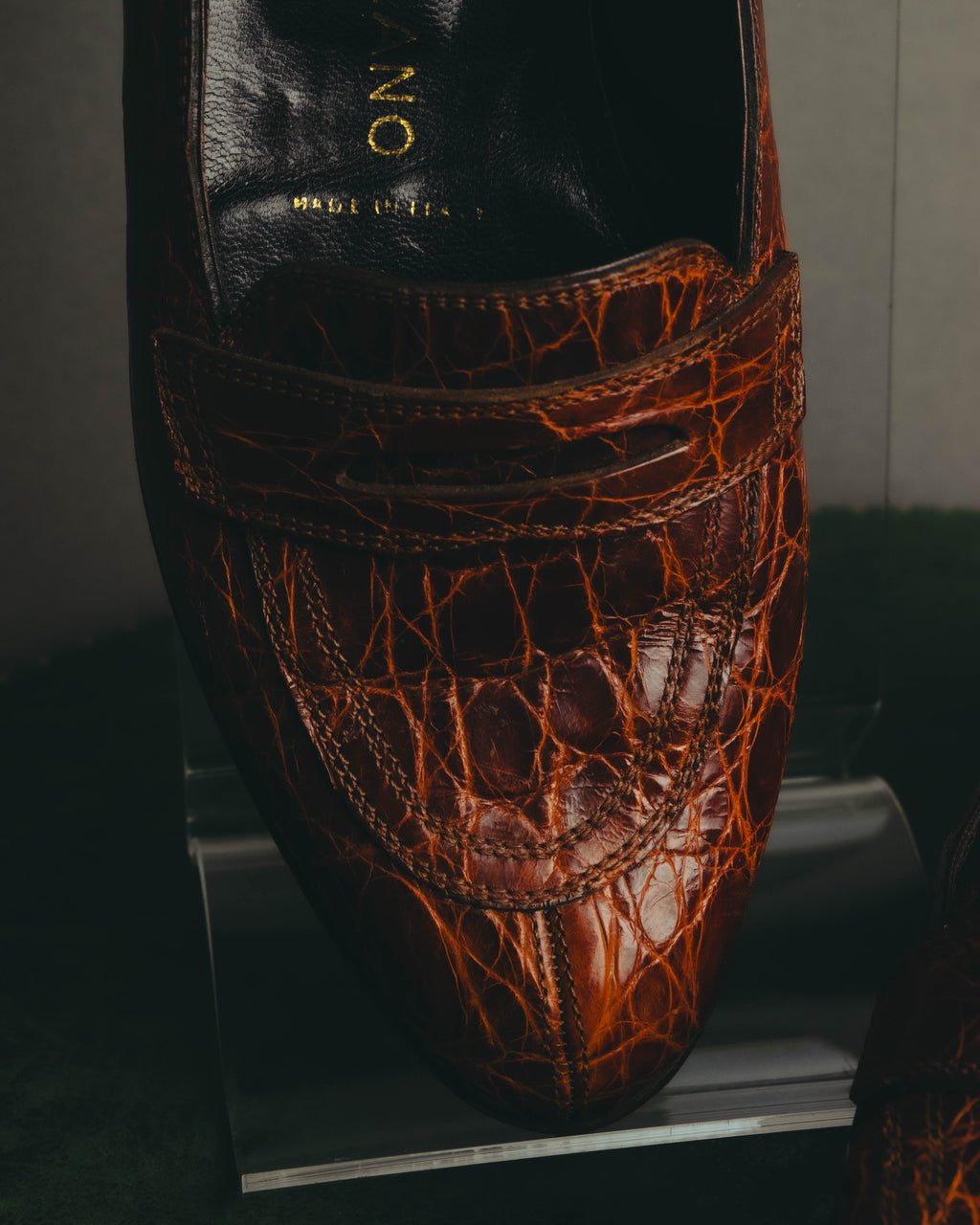"PRADA" 90's-00's Croc embossed leather penny loafers