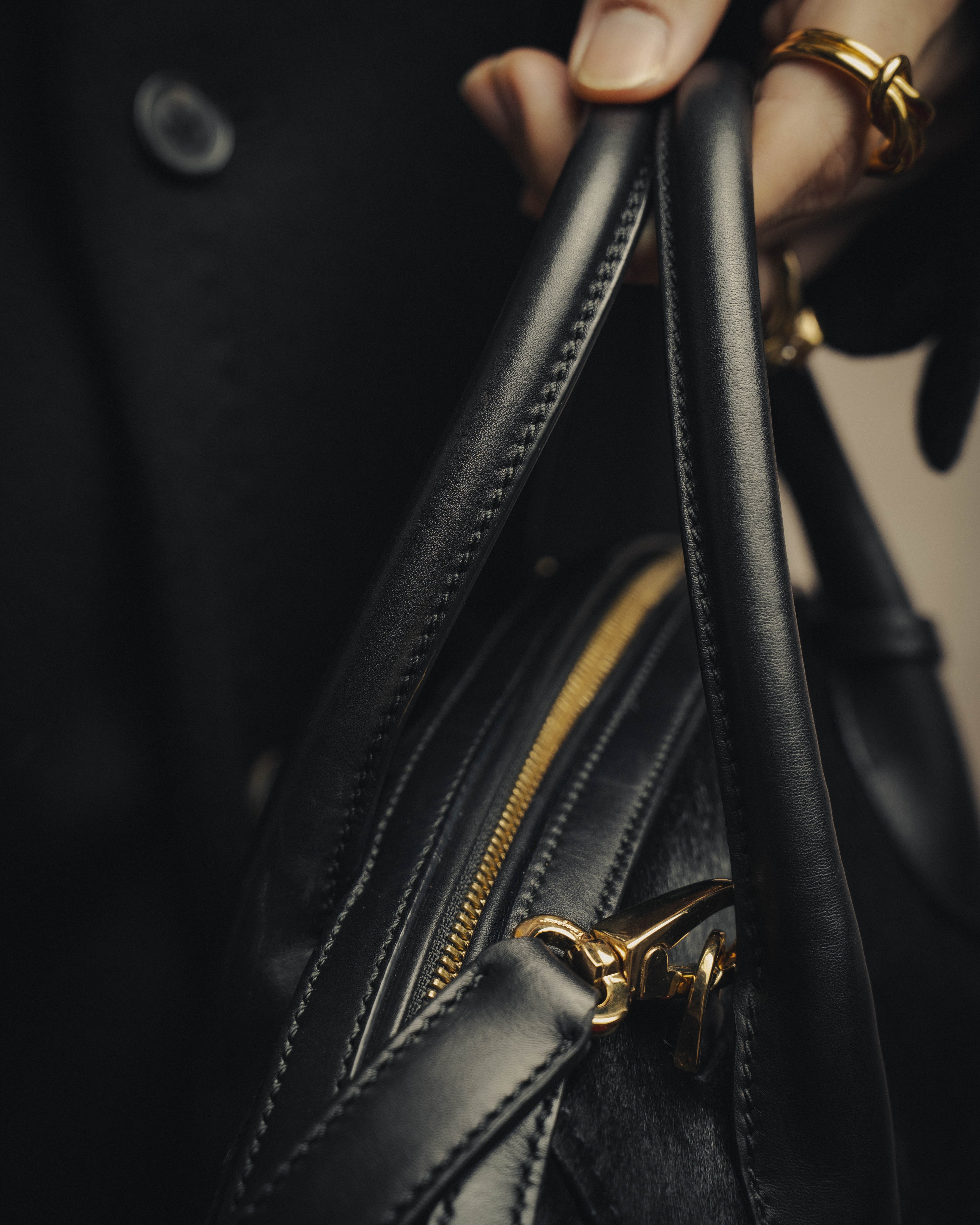 -SPECIAL- “Salvatore Ferragamo“ 90's-00's Gancini pony hair and leather dual-way boston bag