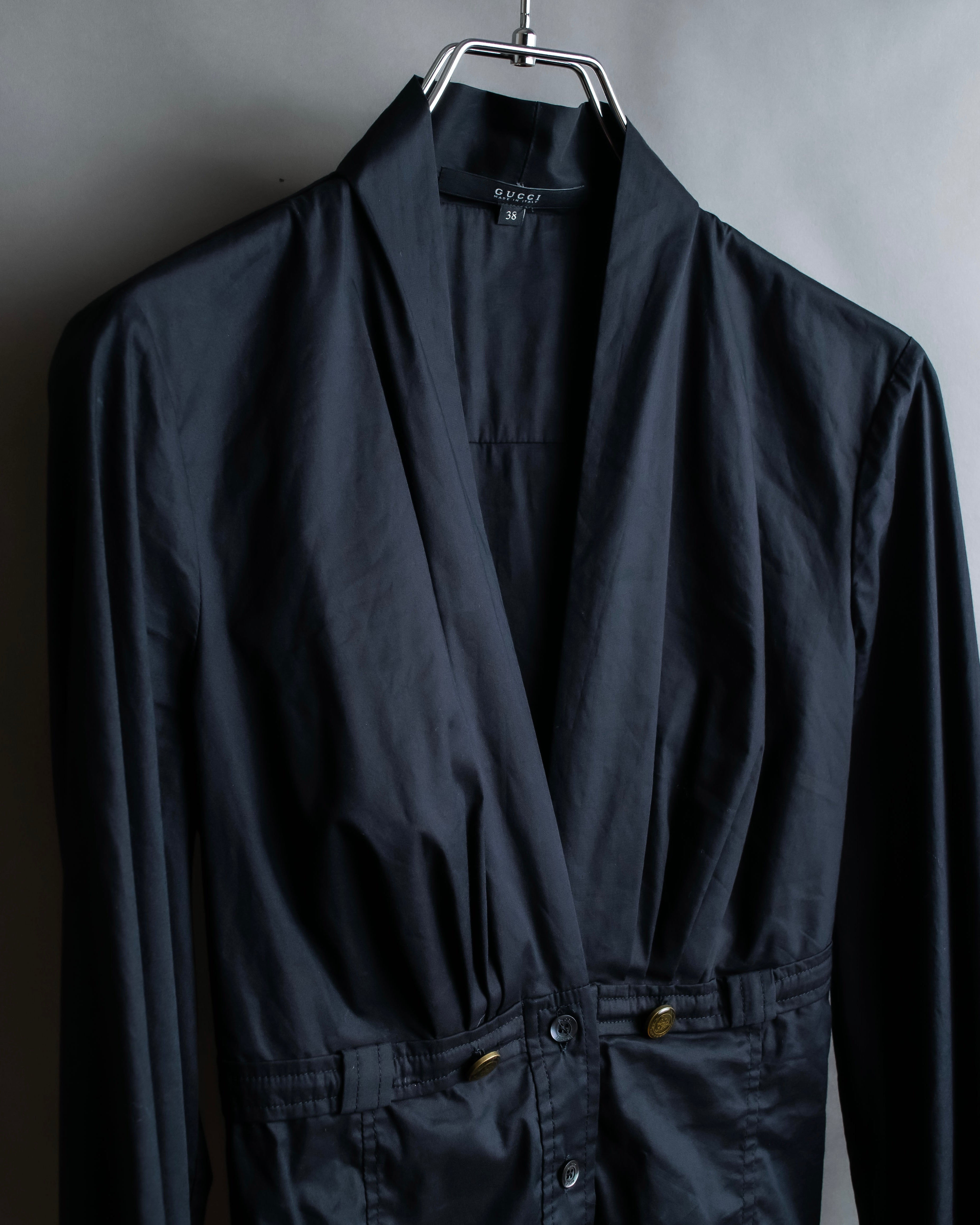 "GUCCI" No collar design gold button accents blouse